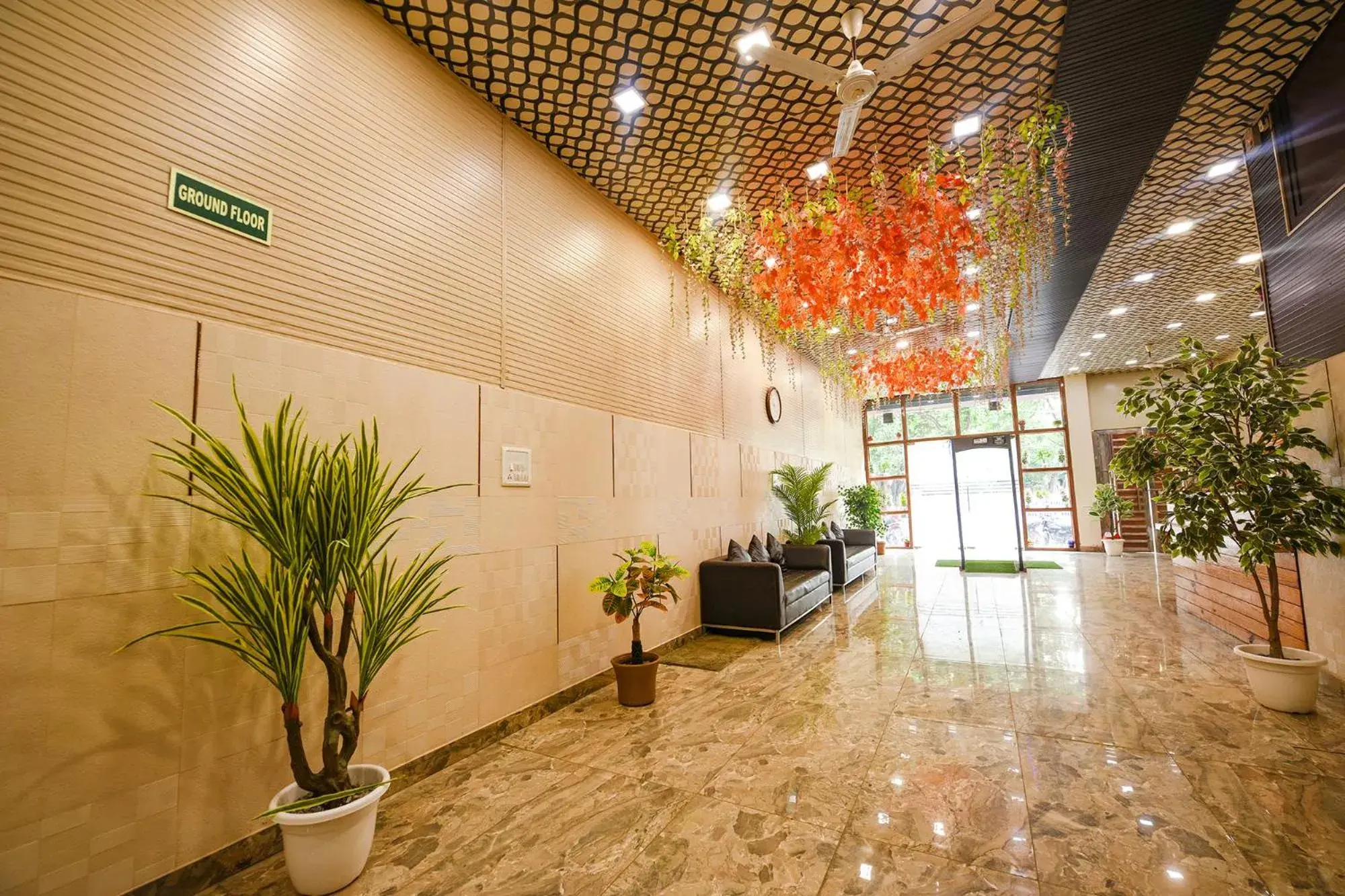 Lobby or reception in FabHotel The Crystal Palace Rohini Lobby or reception in FabHotel The Crystal Palace Rohini