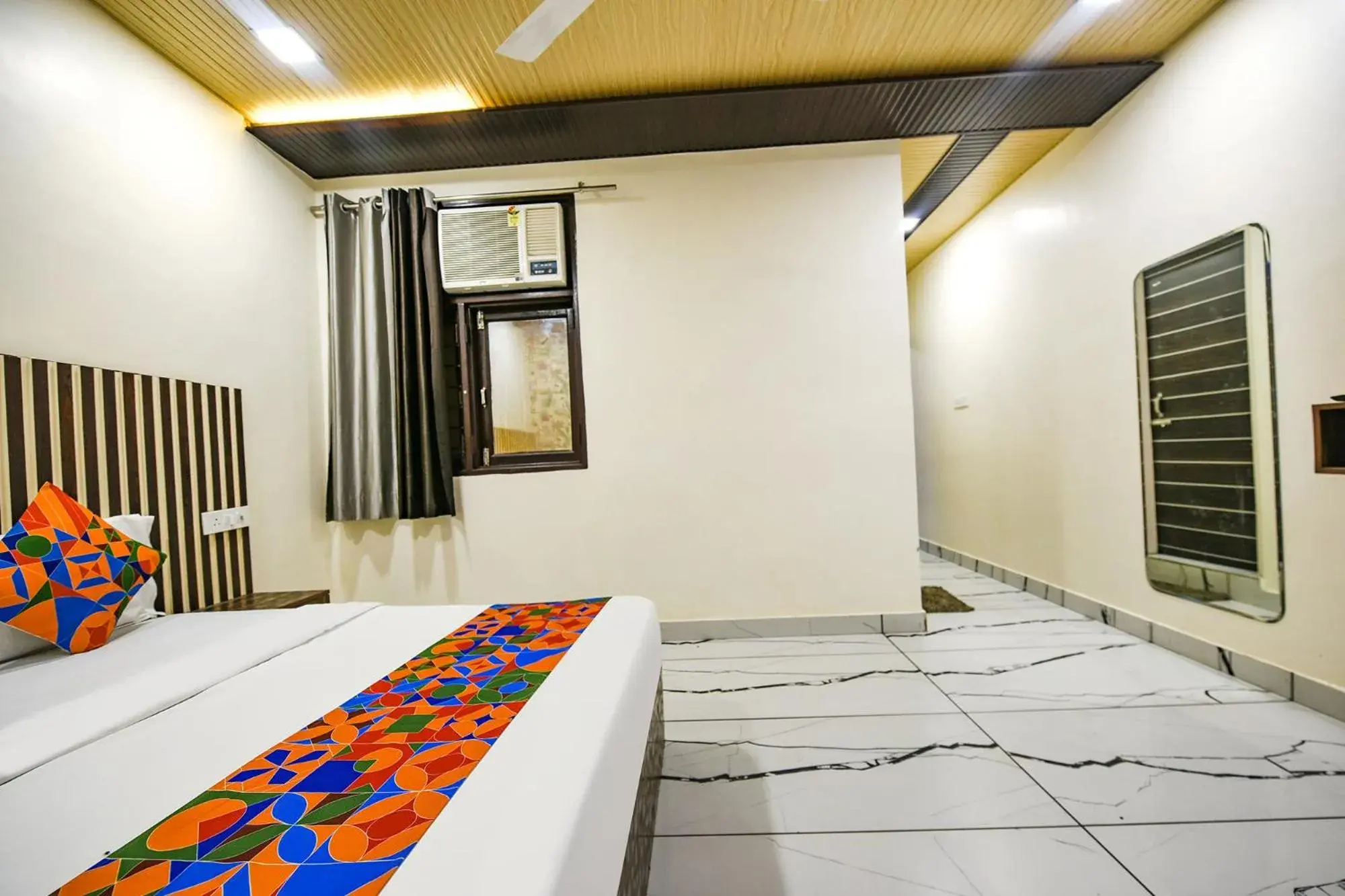 Bed in FabHotel The Crystal Palace Rohini Bed in FabHotel The Crystal Palace Rohini