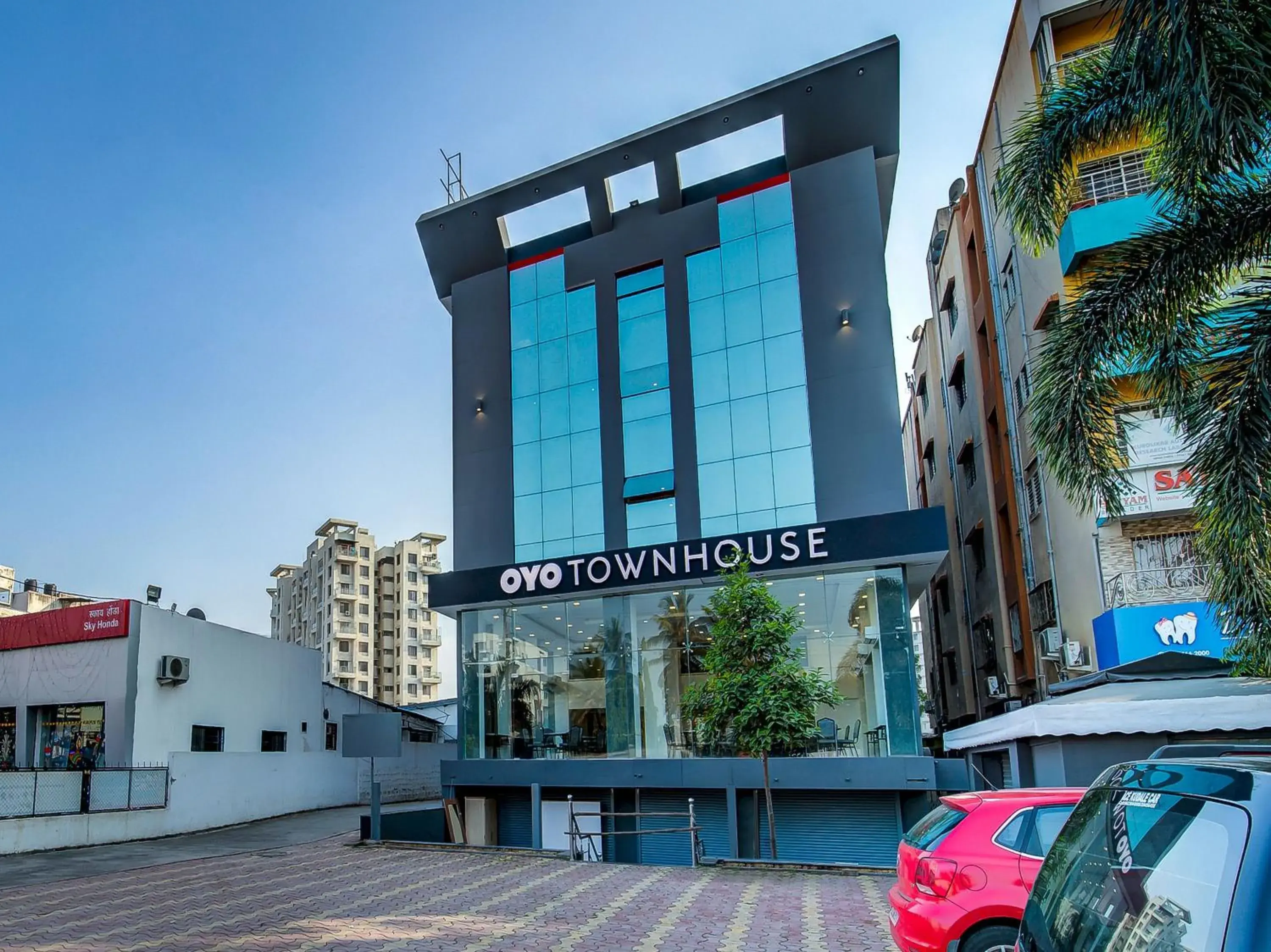 Facade/entrance in Super Townhouse Hadapsar Facade/entrance in Super Townhouse Hadapsar