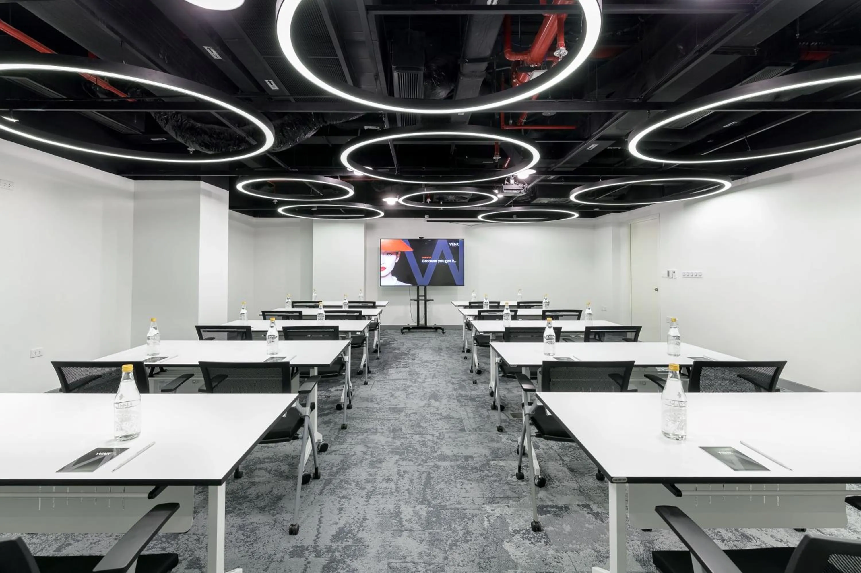 Meeting/conference room in Wink Hotel Saigon Centre - 24hrs Stay