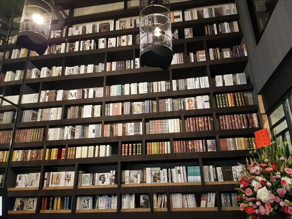 Property building in Comin' Place