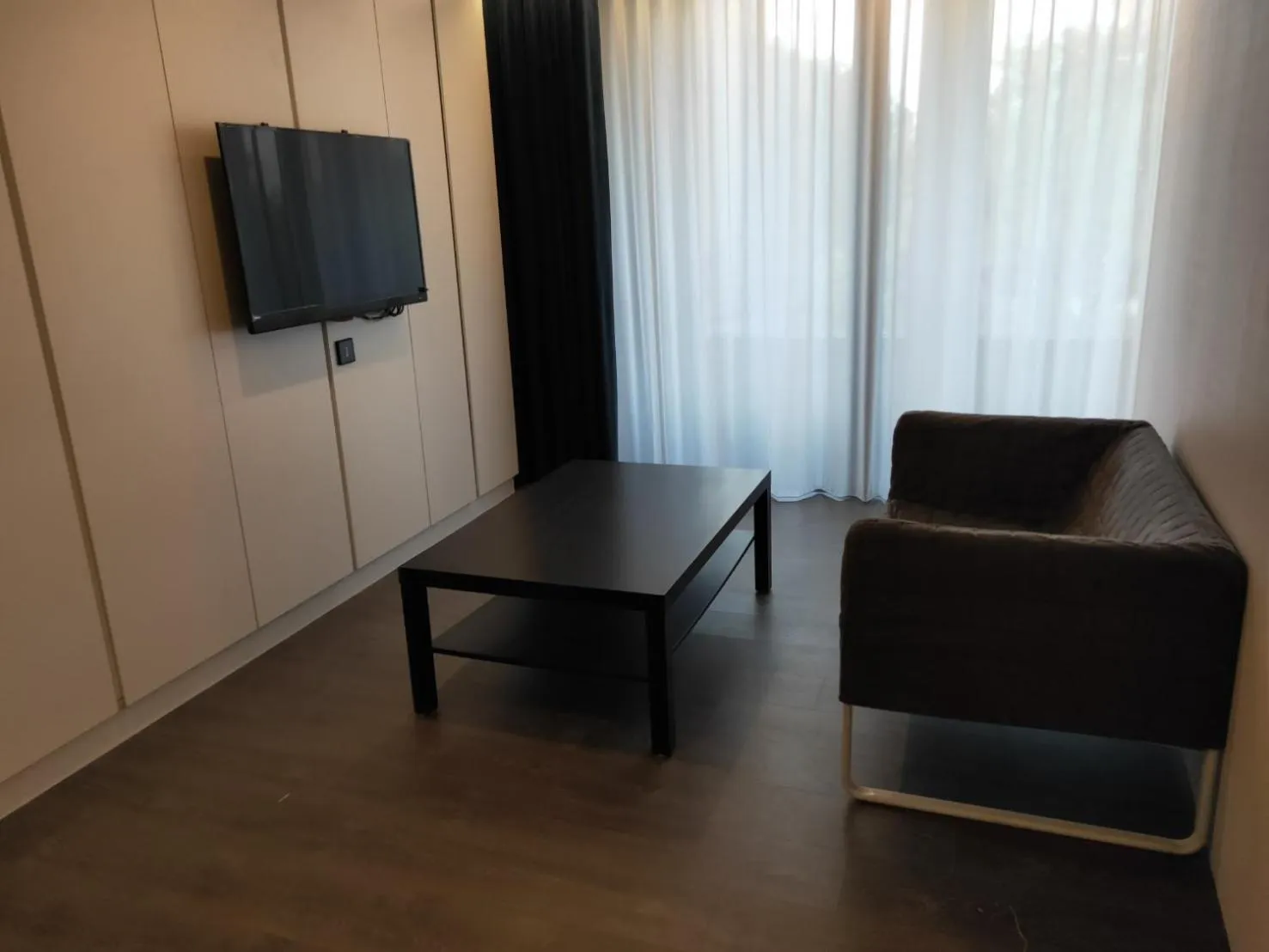 TV and multimedia in Comin' Place