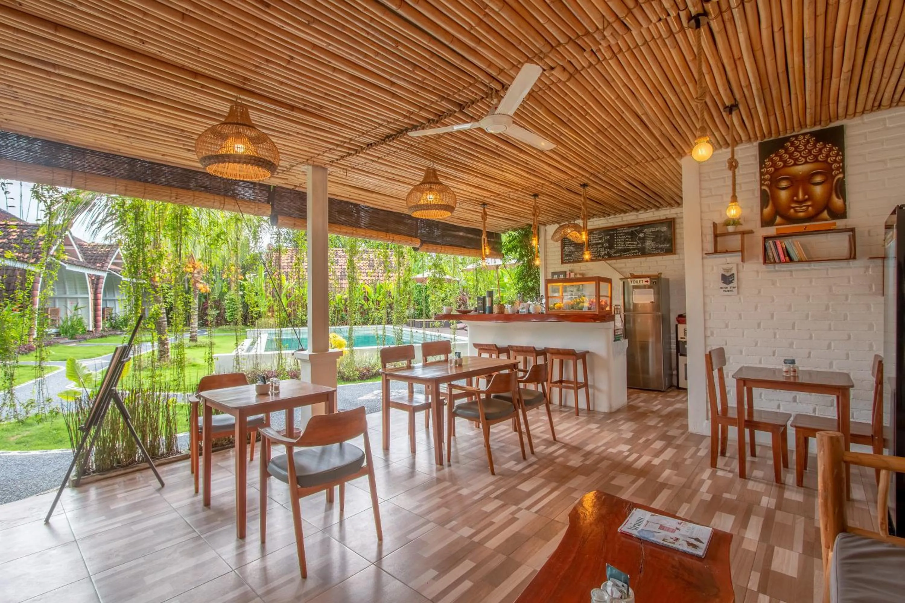 Restaurant/places to eat in Elysium Bingin