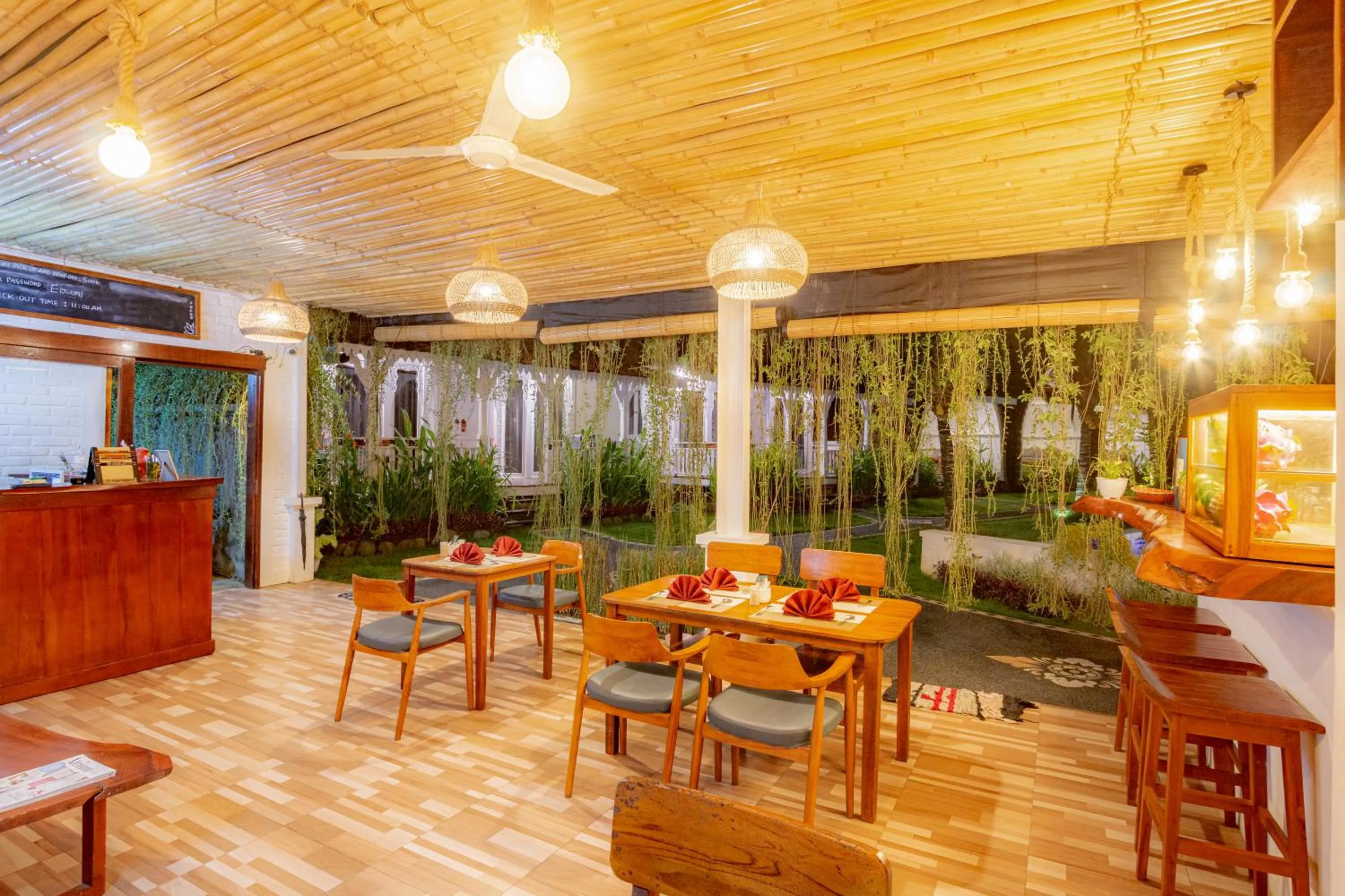 Restaurant/places to eat in Elysium Bingin