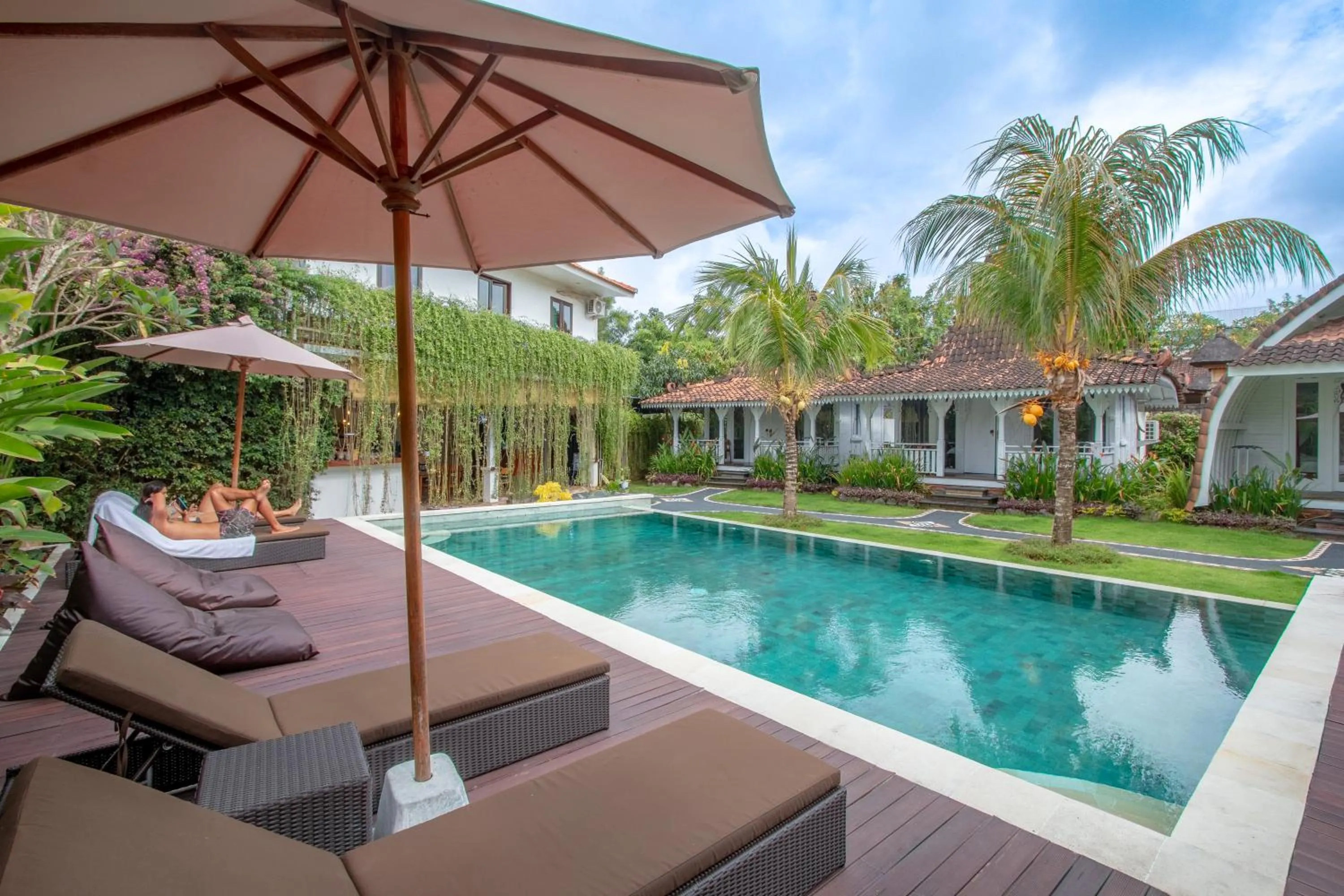 Property building in Elysium Bingin