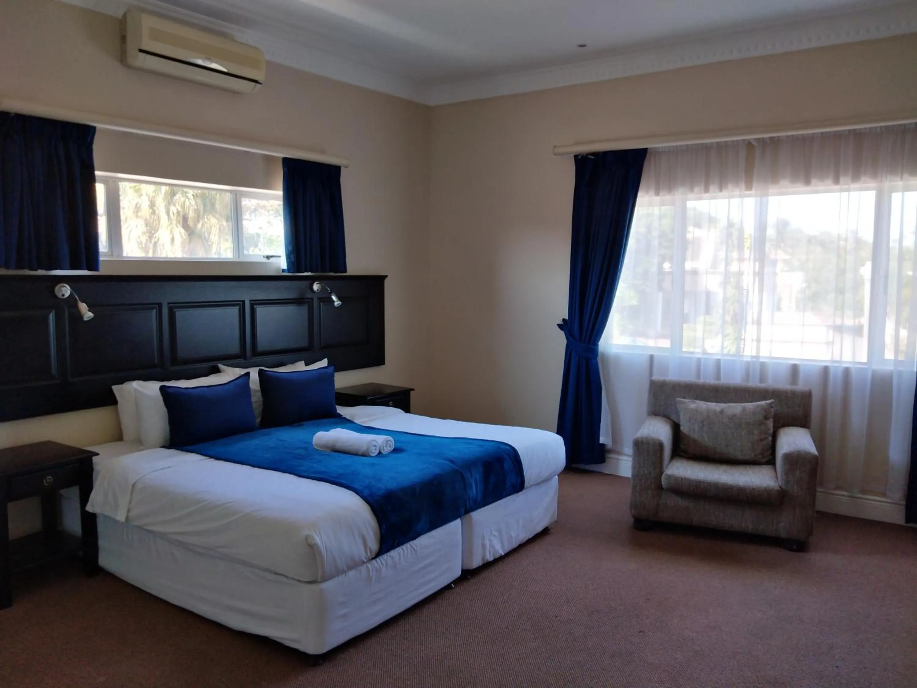 Bed in Singatha Guesthouse