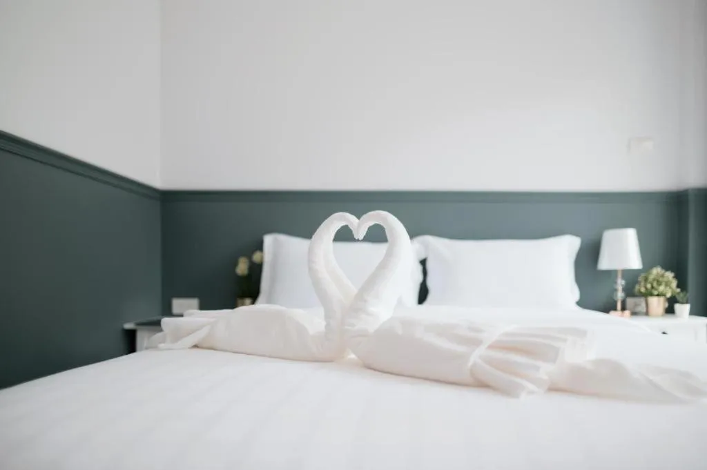 Bedroom, Bed in Chanita Hotel Chumphon
