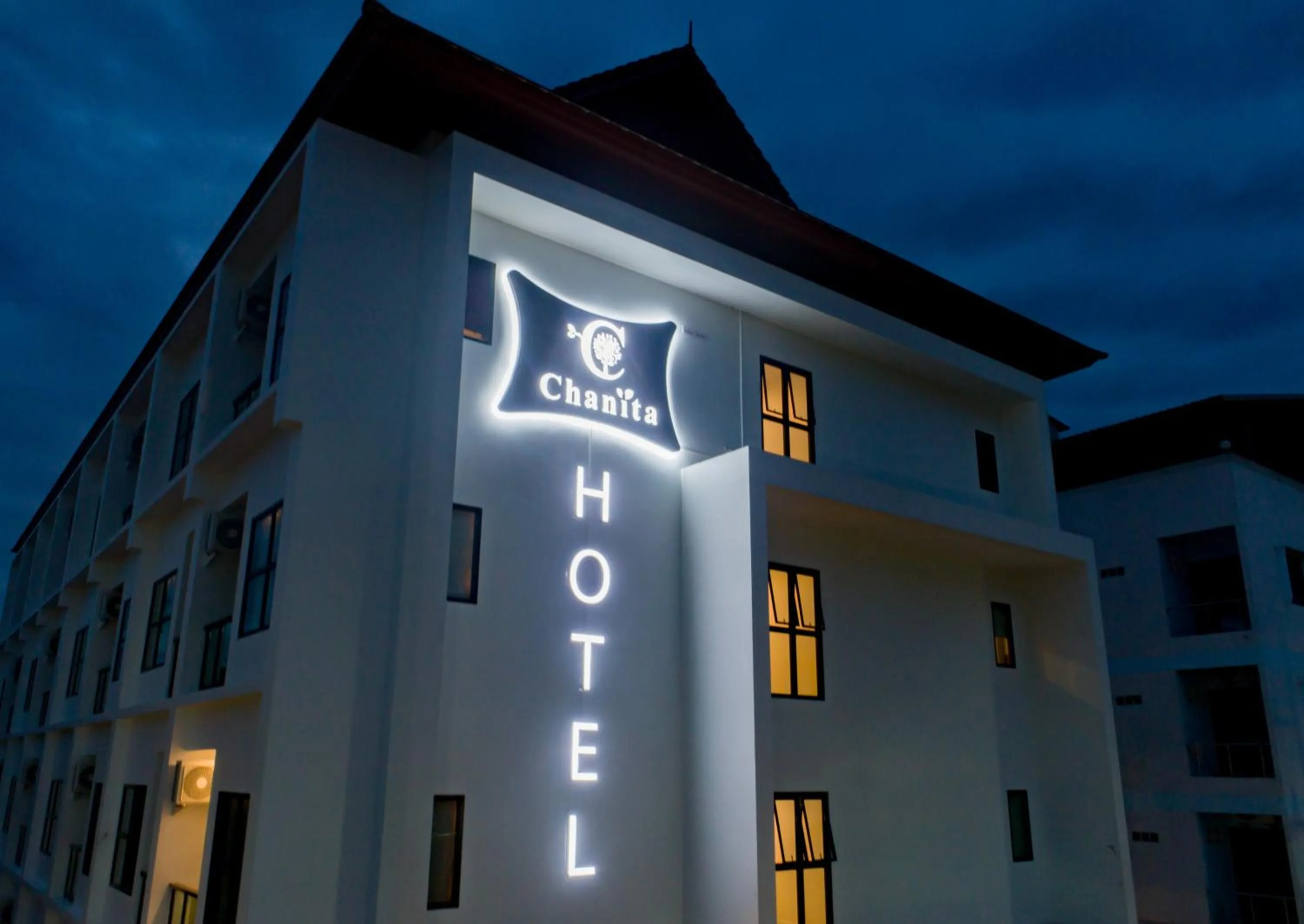 Facade/entrance in Chanita Hotel Chumphon