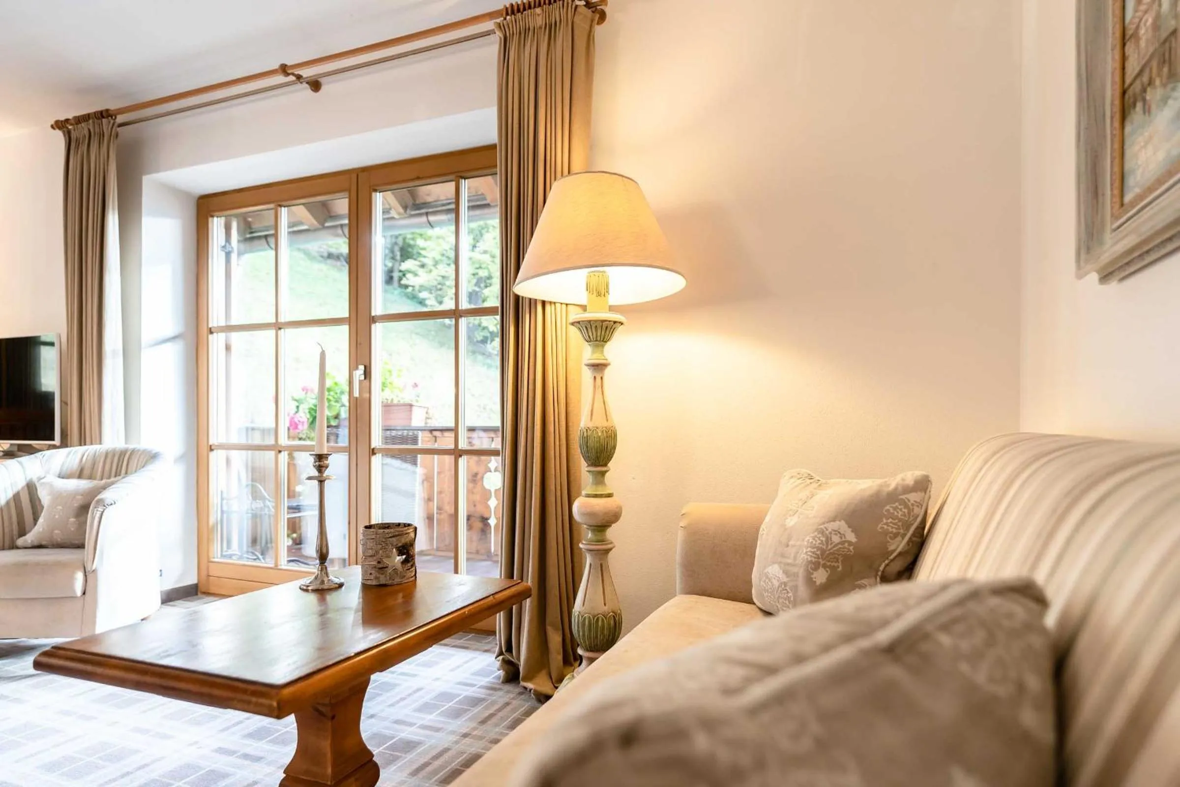 Photo of the whole room in Hotel Blaue Gams ***S