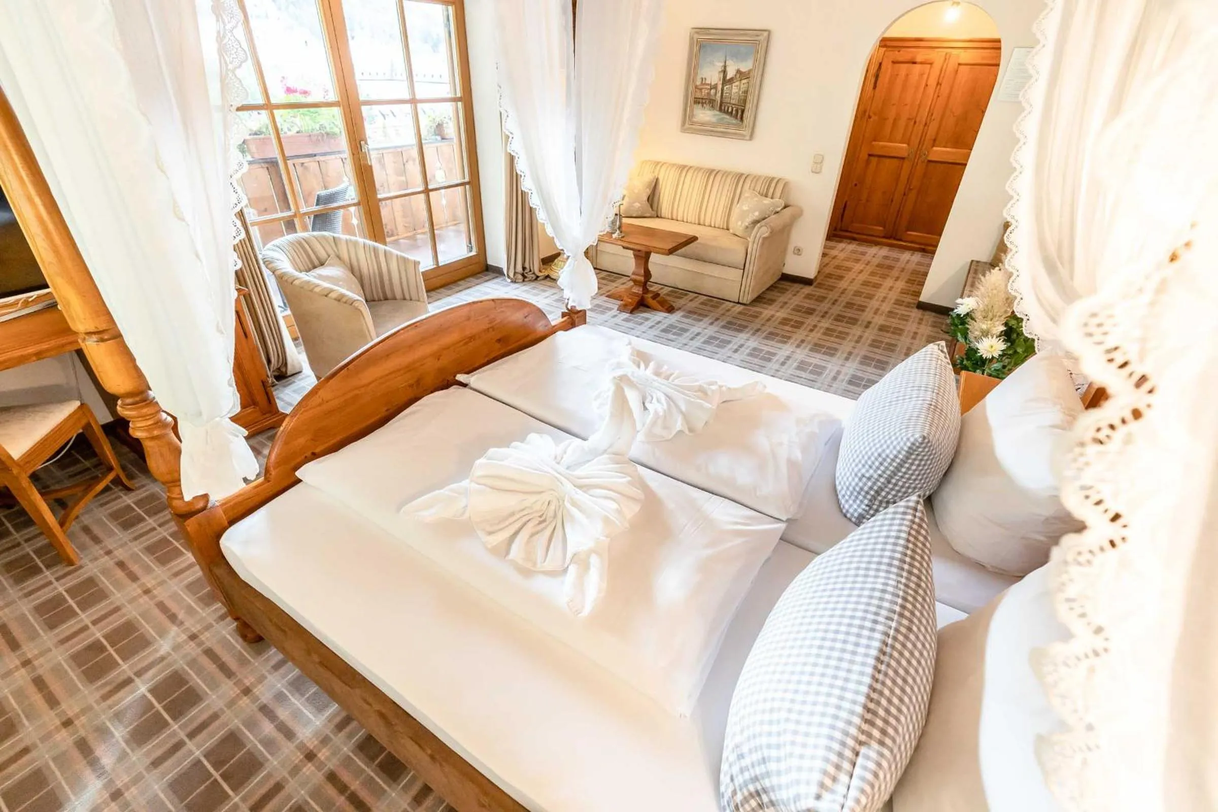 Bed in Hotel Blaue Gams ***S