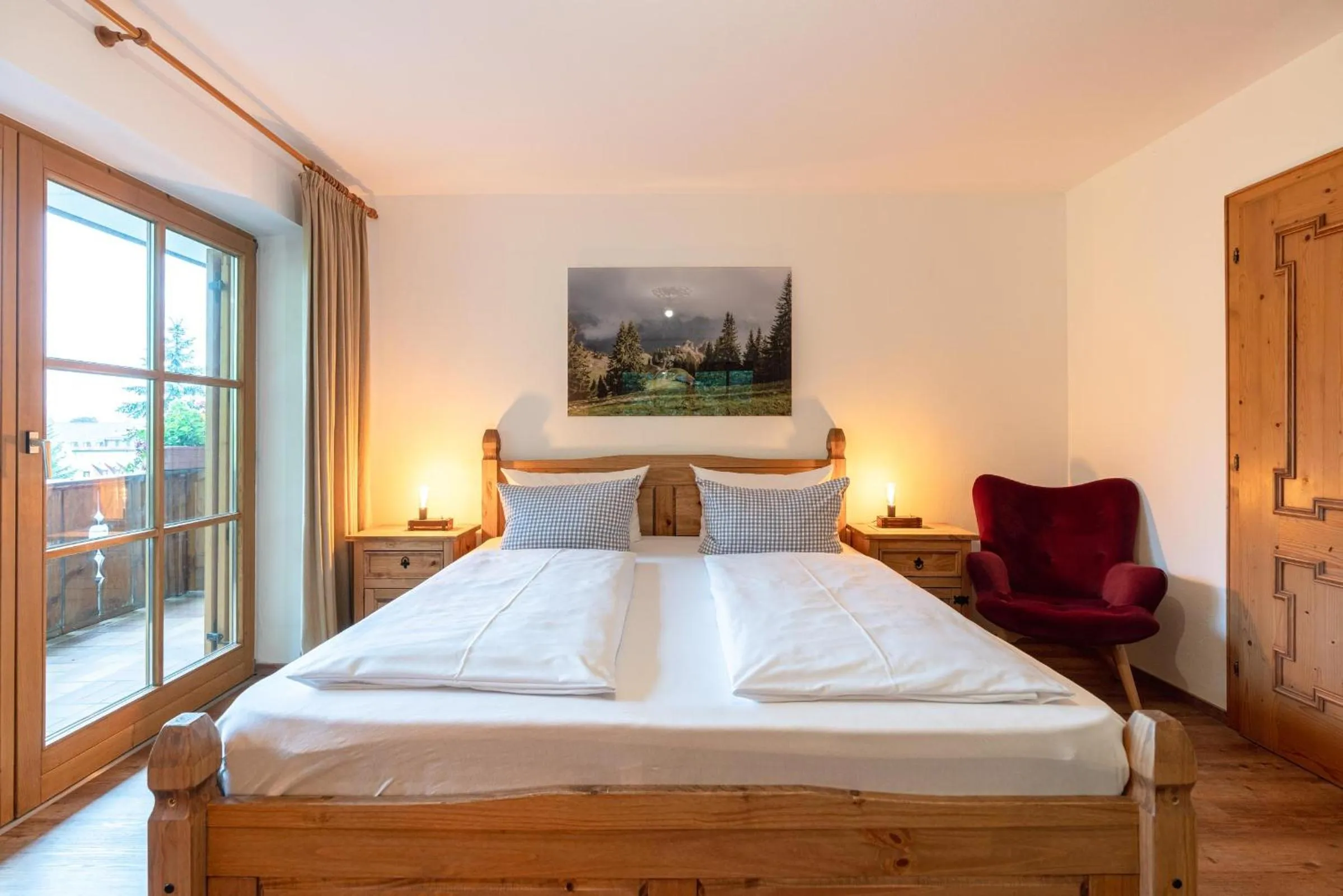 Bedroom, Bed in Hotel Blaue Gams ***S