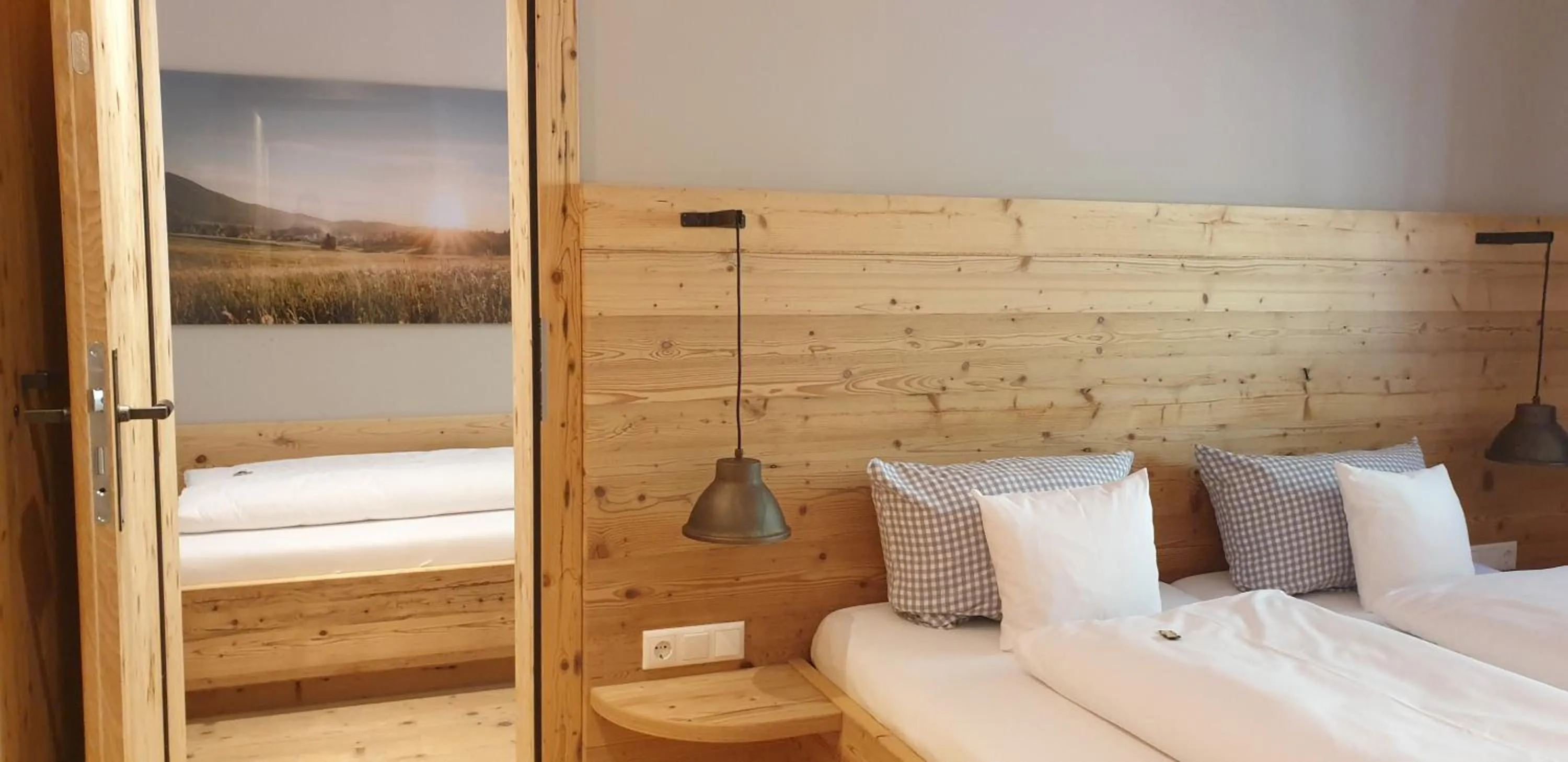 Photo of the whole room, Bed in Hotel Blaue Gams ***S