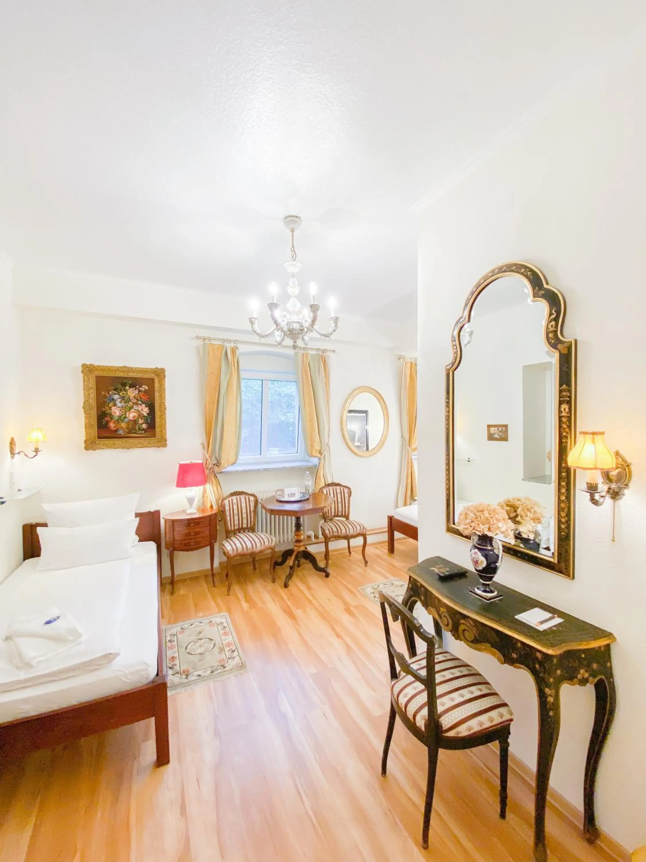 Bed in Hotel Rotdorn