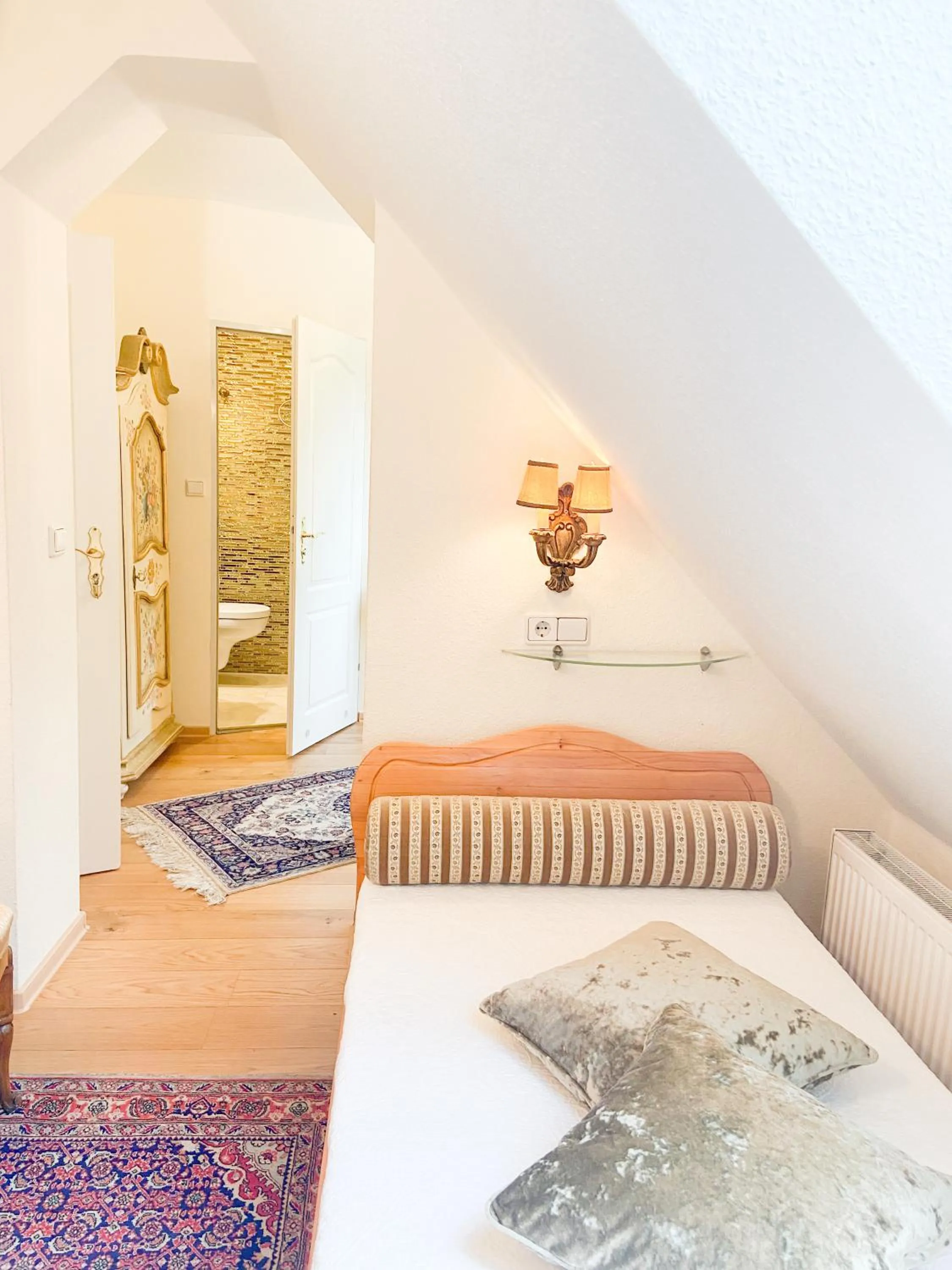 Bed in Hotel Rotdorn