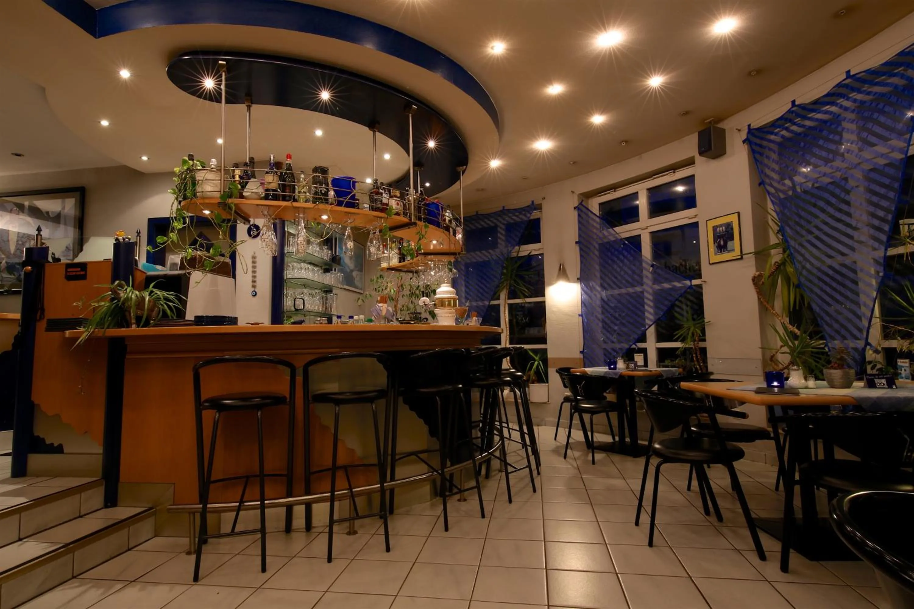 Lounge or bar in Hotel Chassalla