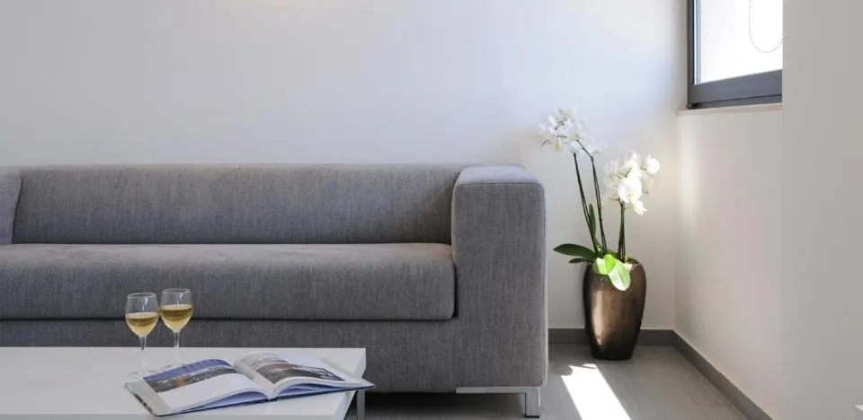 Bedroom in Cactus Hotel