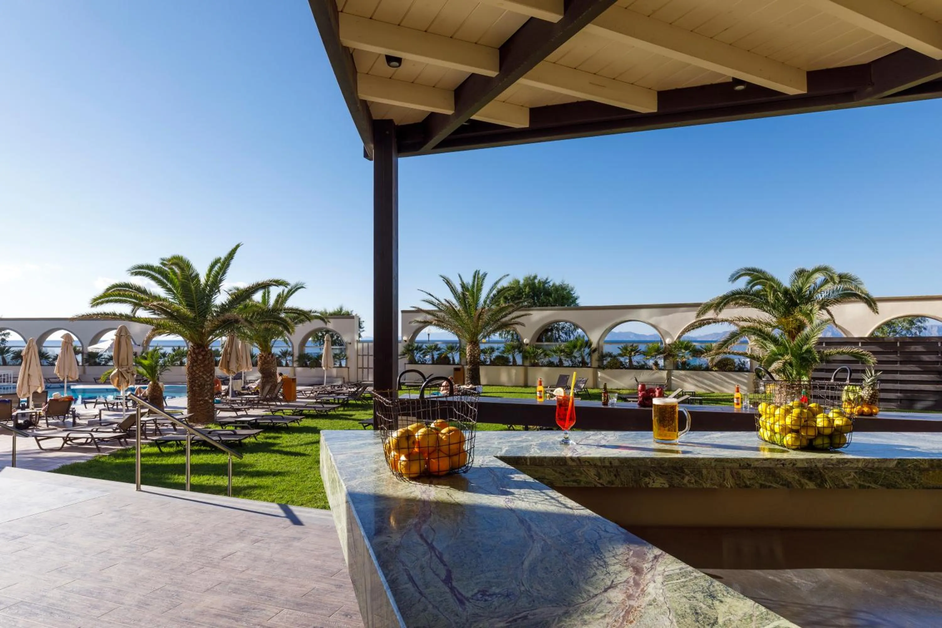 Swimming pool in Cactus Hotel