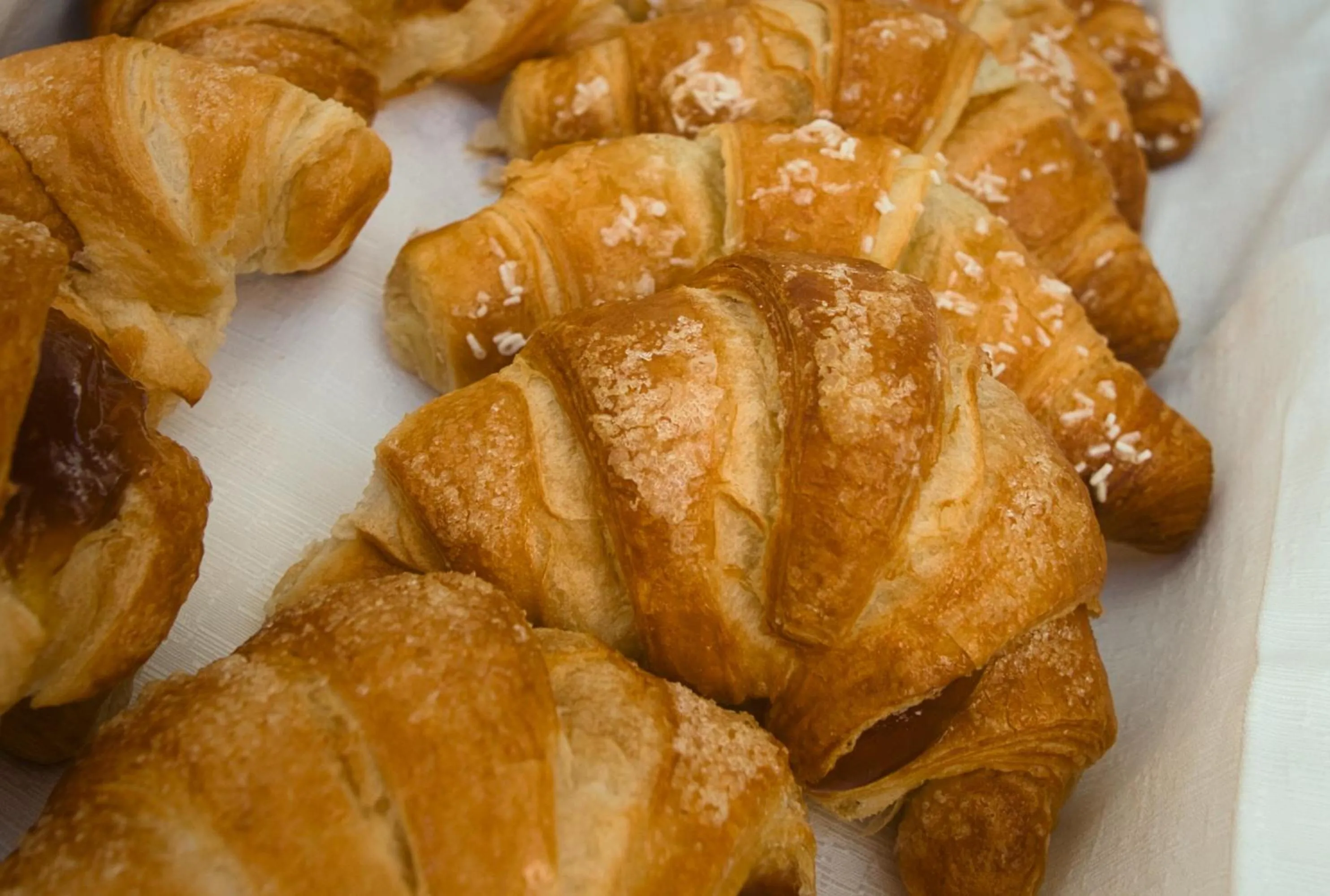 Buffet breakfast in Horizon Suites