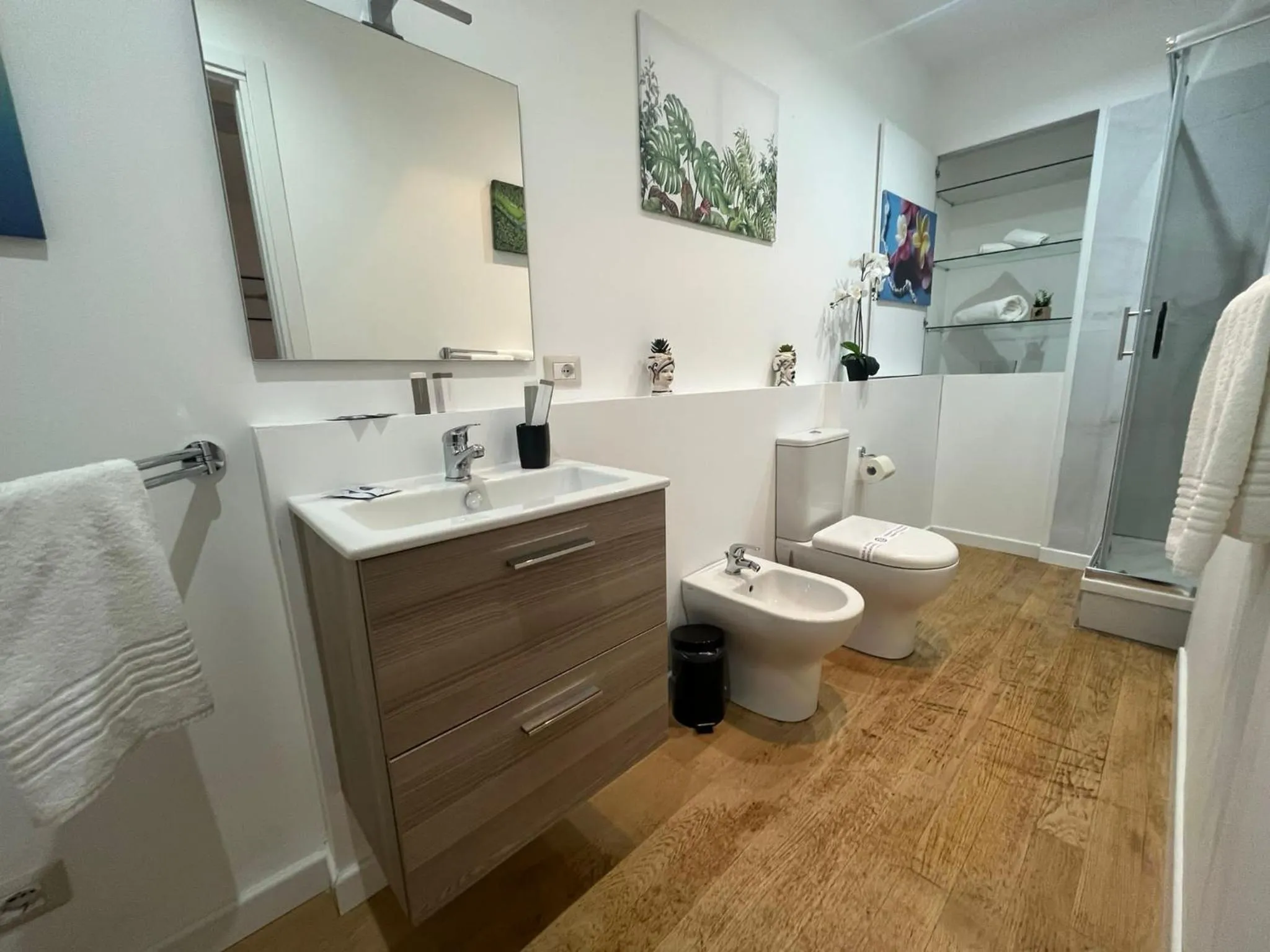 Bathroom in Horizon Suites