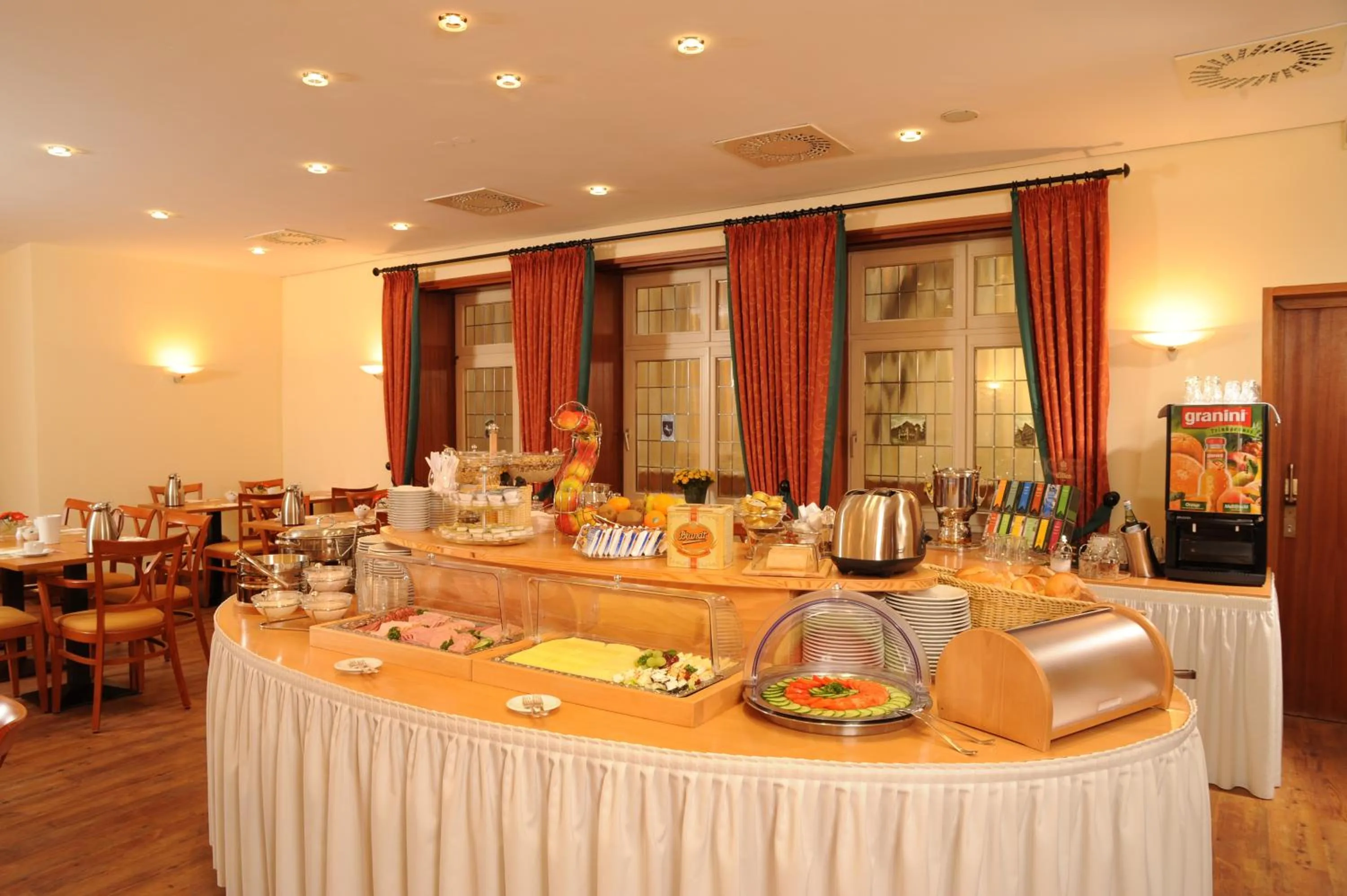 Restaurant/places to eat in Celler Hof