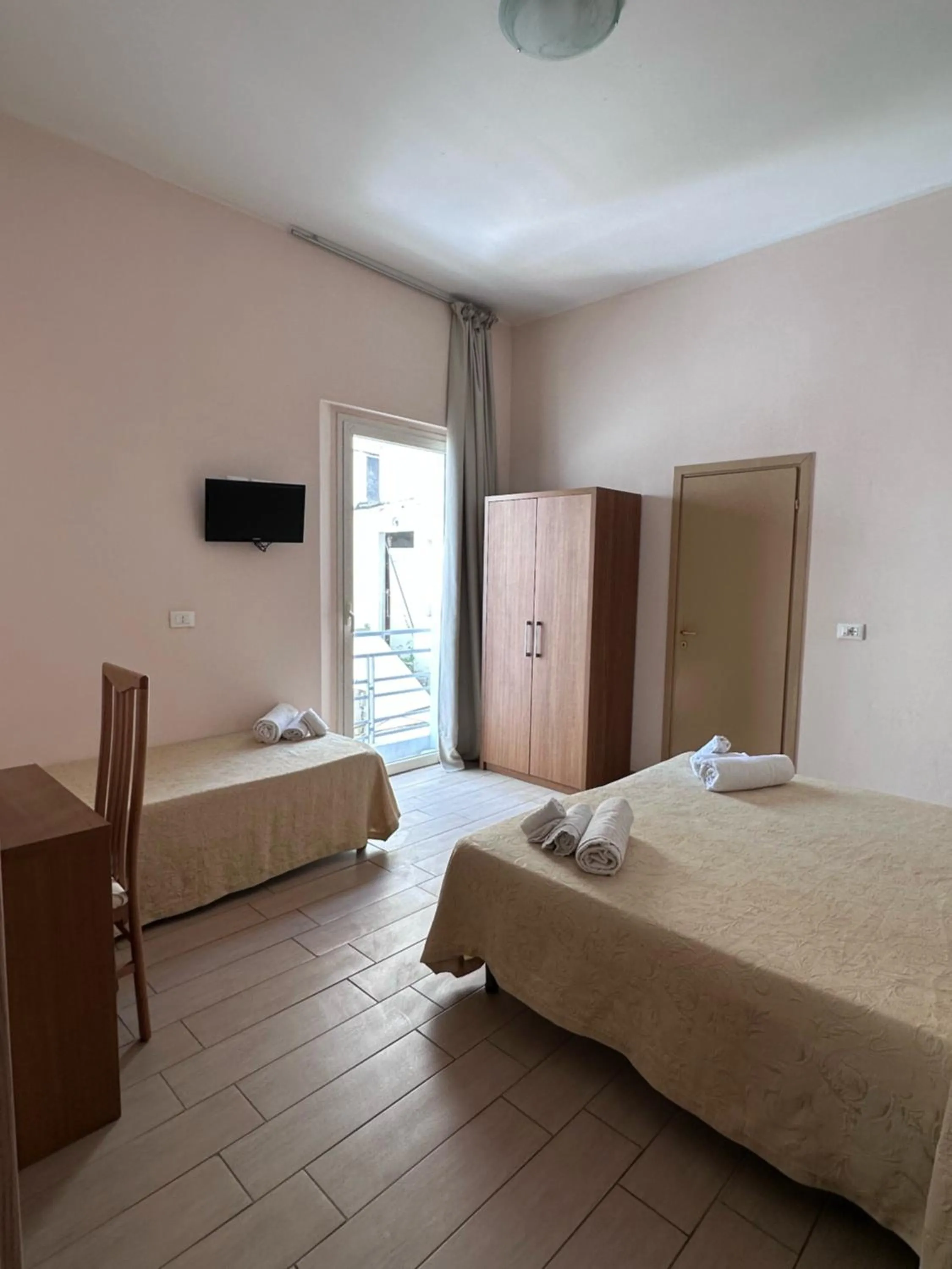 Bed in Hotel Adria Nuova