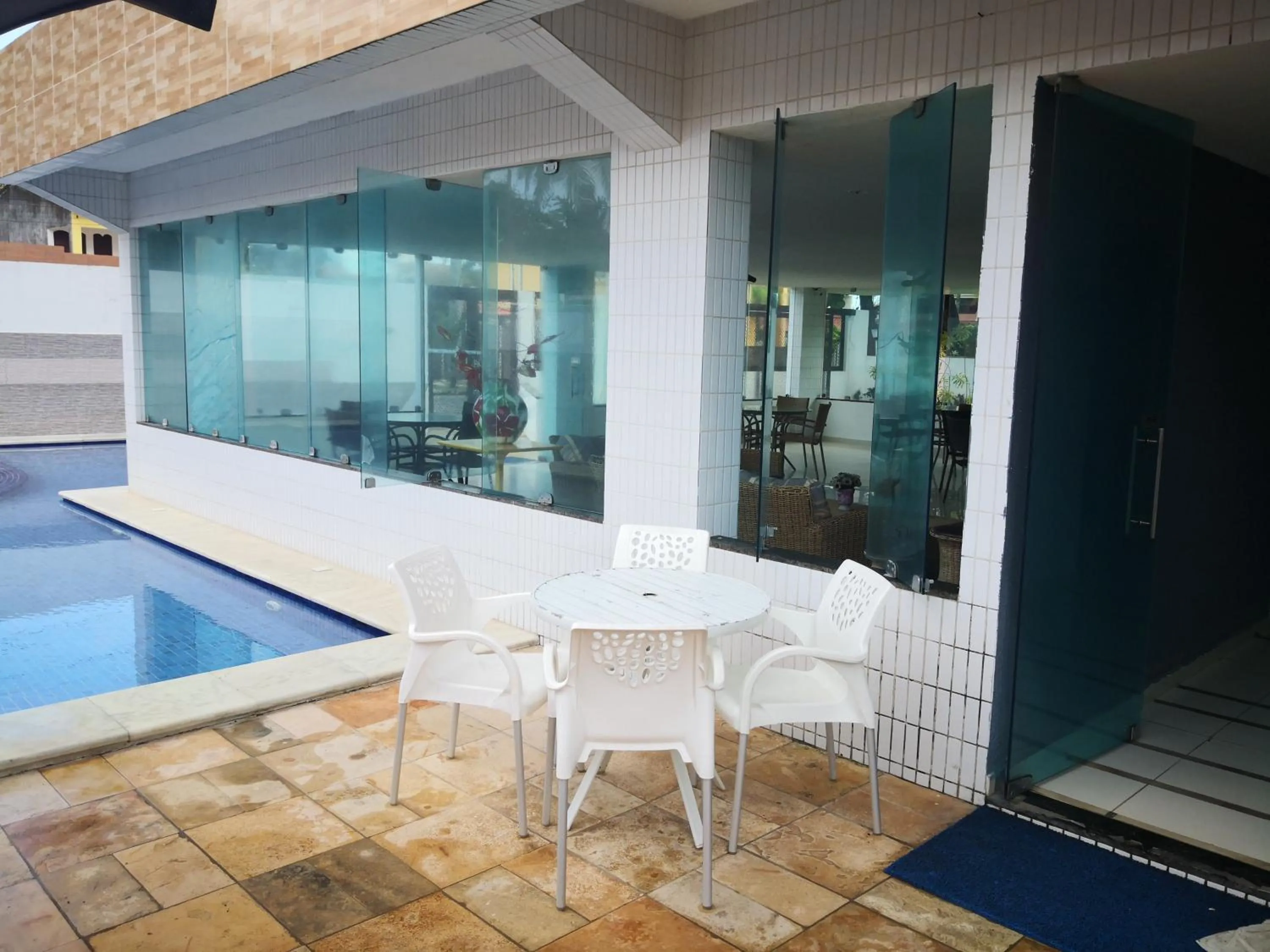 Area and facilities in Praia Carneiros Flat Hotel