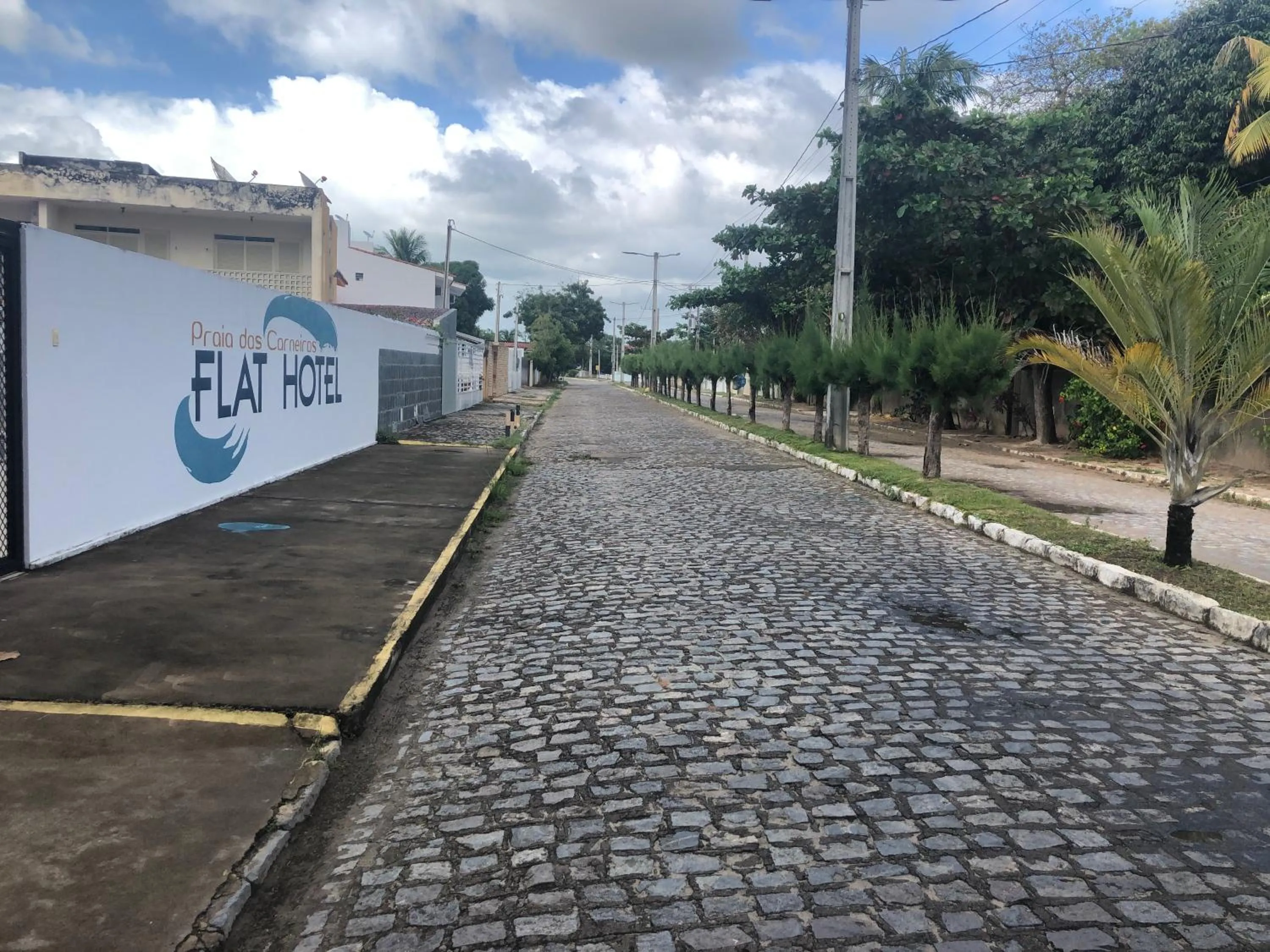 Facade/entrance in Praia Carneiros Flat Hotel