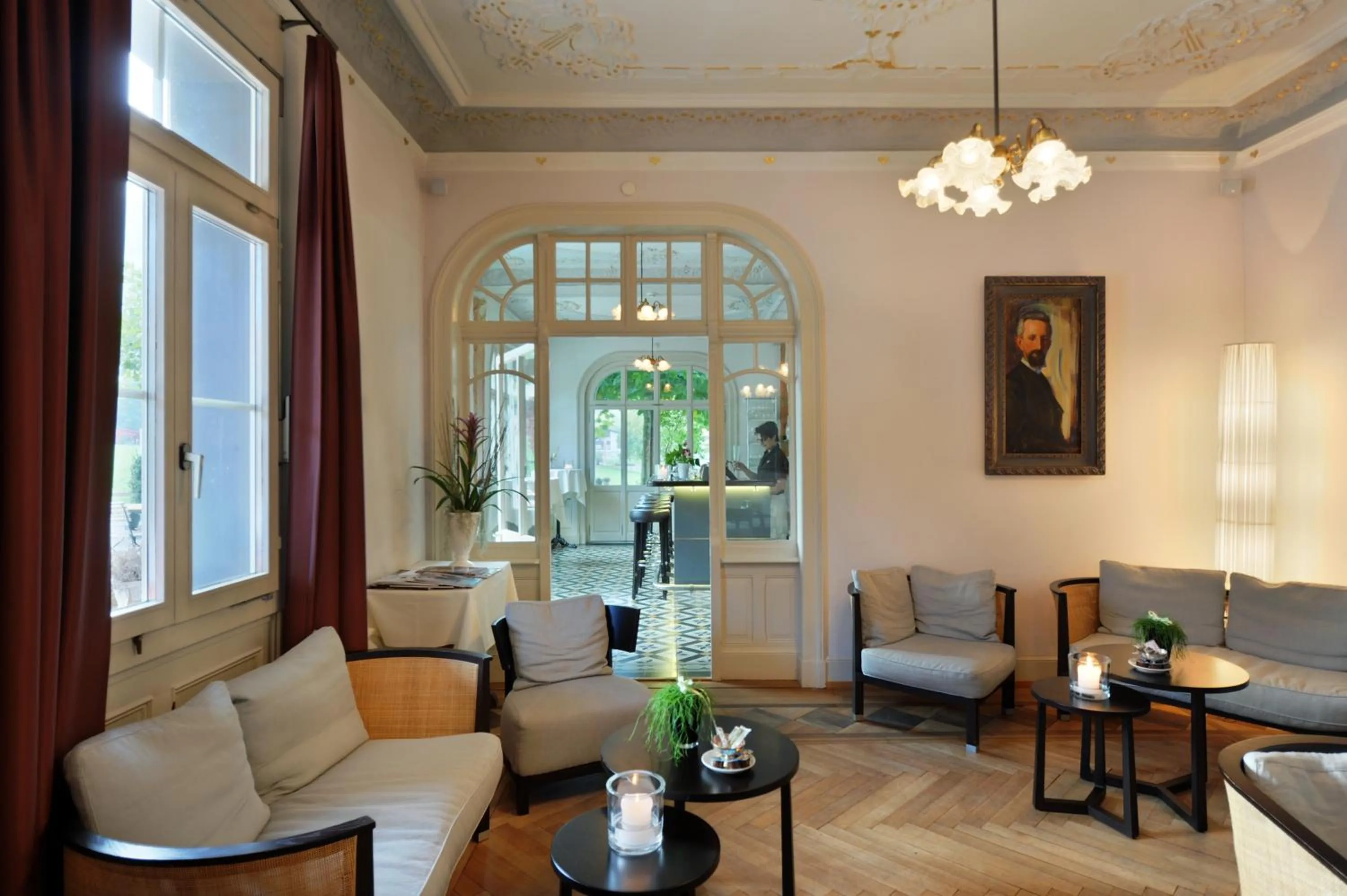Lounge or bar in Jugendstilhotel Paxmontana