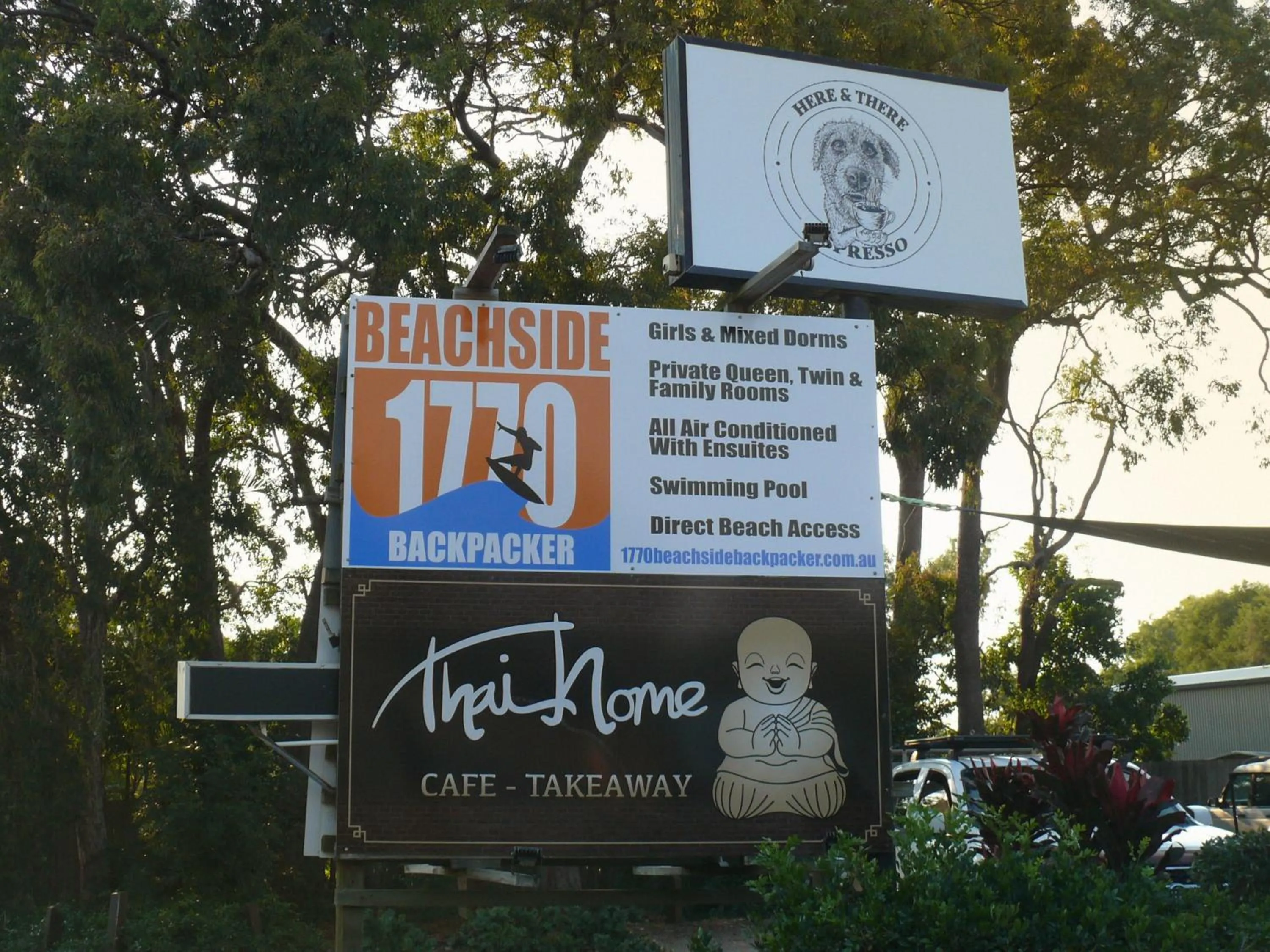Property logo or sign in 1770 Beachside Backpacker