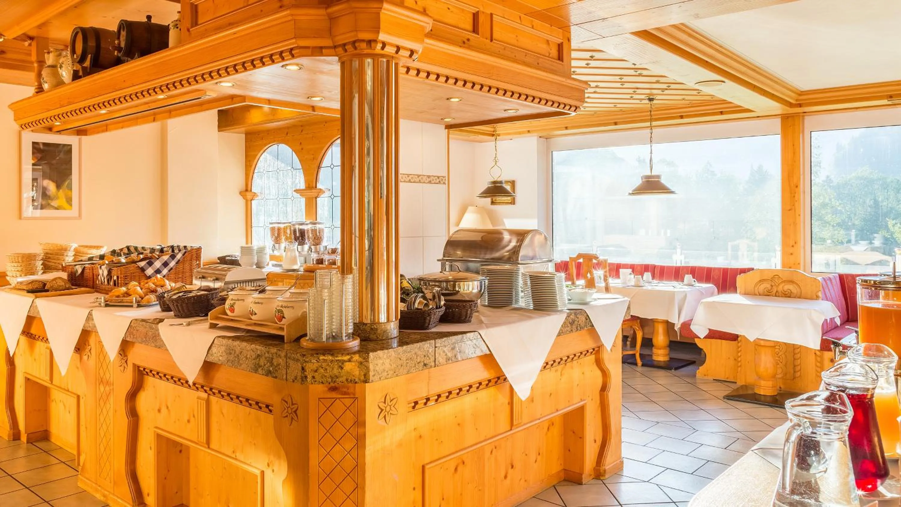 Breakfast in Alpenhotel Oberstdorf - ein Rovell Hotel