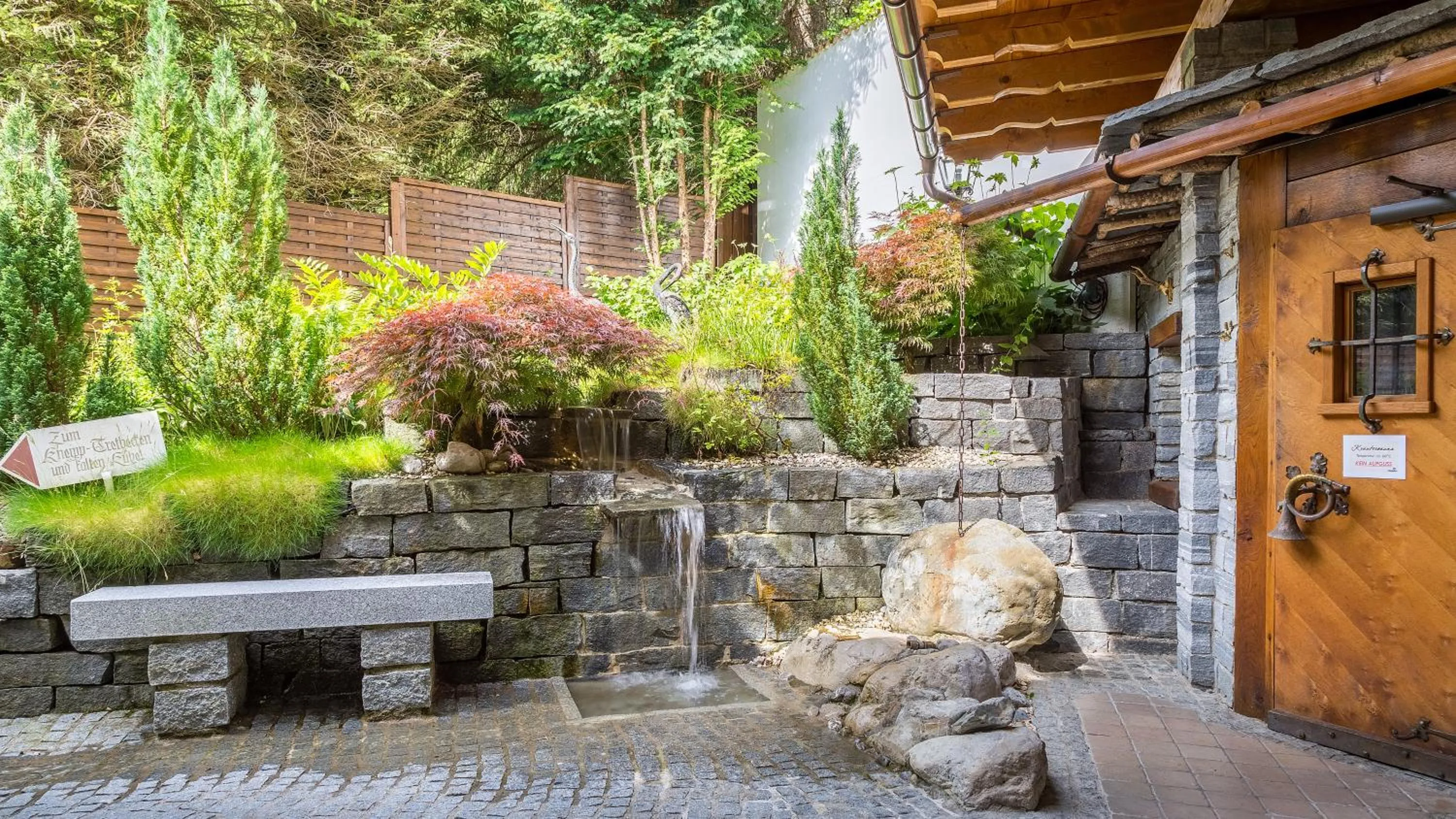 Spa and wellness centre/facilities in Alpenhotel Oberstdorf - ein Rovell Hotel