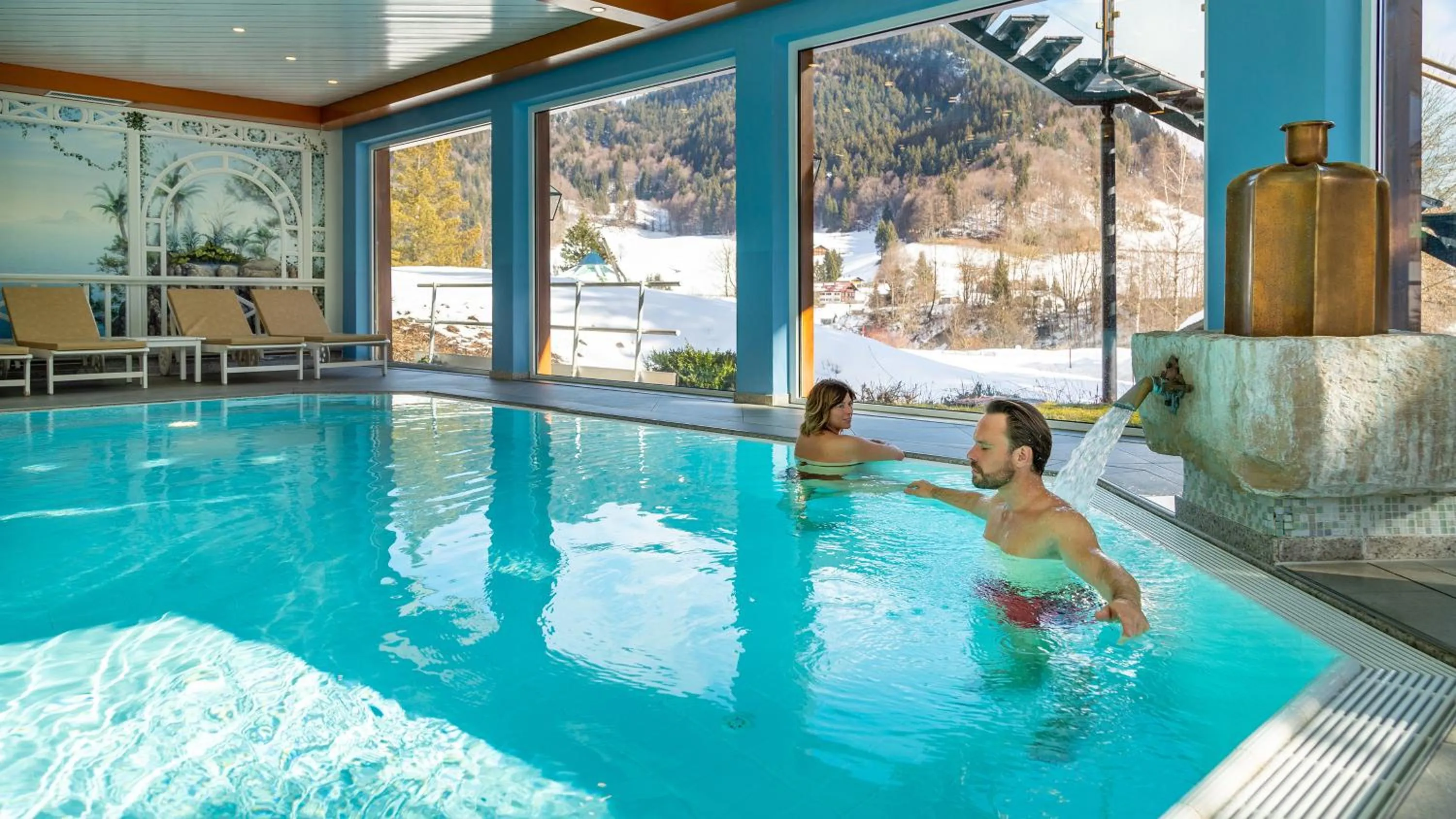 Swimming pool in Alpenhotel Oberstdorf - ein Rovell Hotel