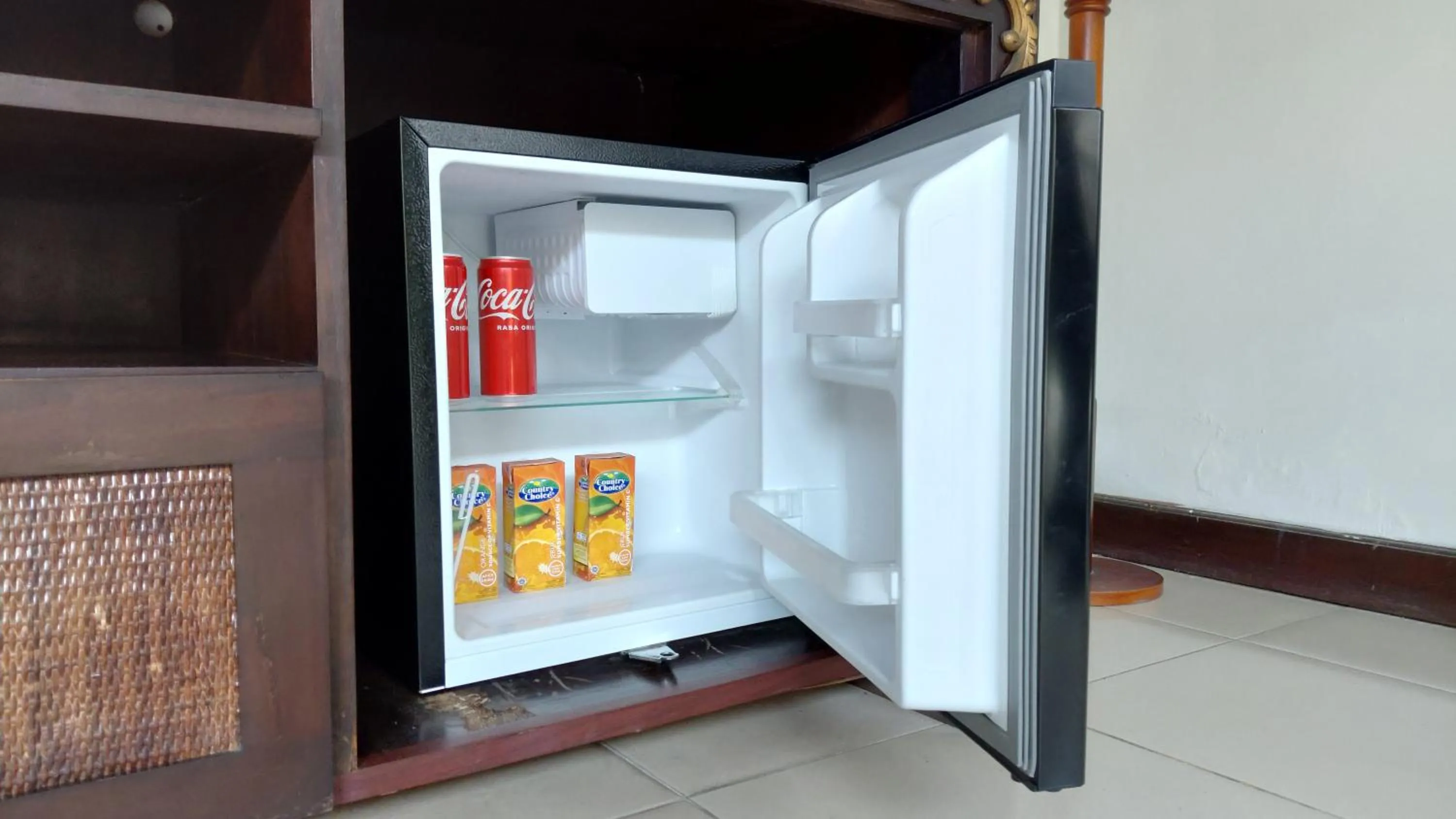 minibar in Aldeoz Grand Kancana Villas Resort Bali