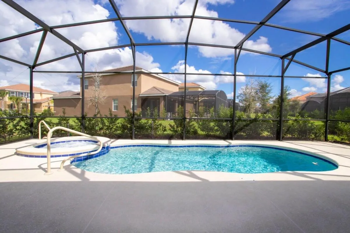 Gorgeous 5 Bd w/ Pool Close to Disney 6071