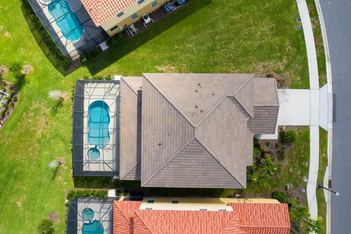 Gorgeous 5 Bd w/ Pool Close to Disney 6071