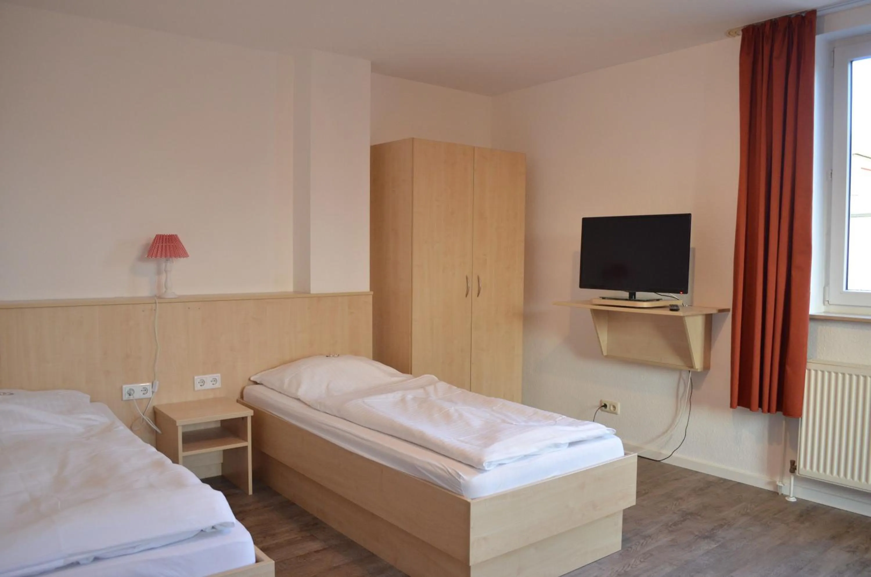 Photo of the whole room, Bed in Hotel Alter Giebel