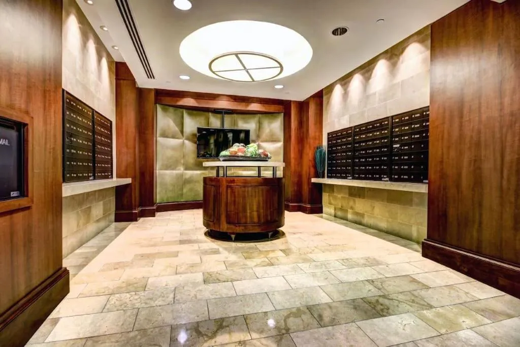 Lobby or reception in Harbor apartments Free indoor Parking