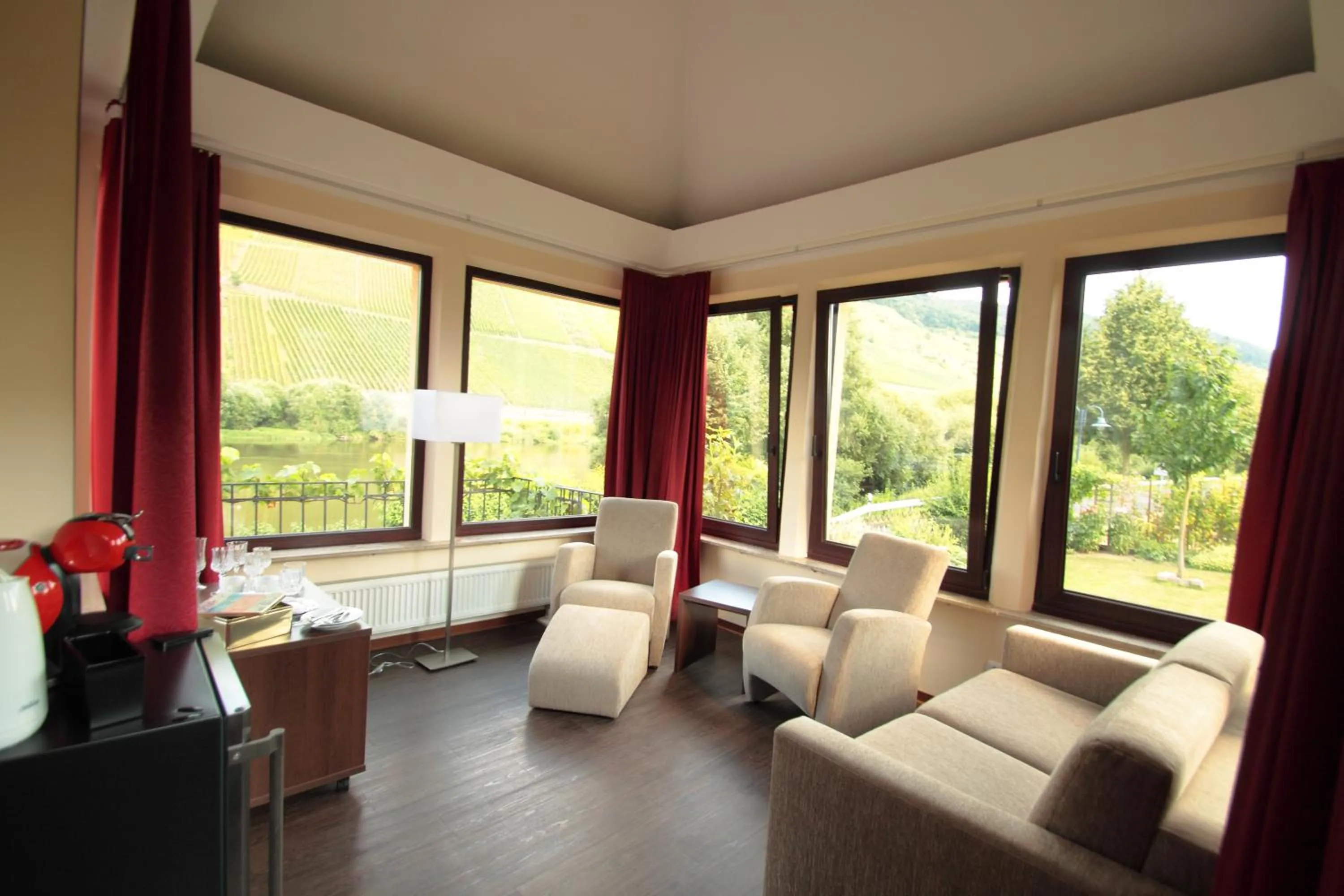 Photo of the whole room in Boutique Hotel Villa Melsheimer