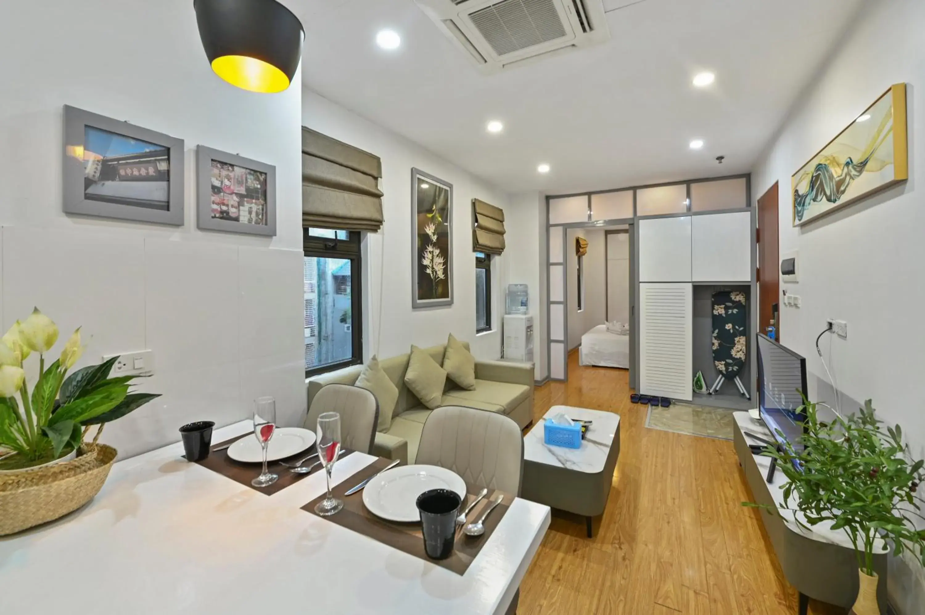 One-Bedroom Apartment in 22housing Hotel 20 Linh Lang One-Bedroom Apartment in 22housing Hotel 20 Linh Lang