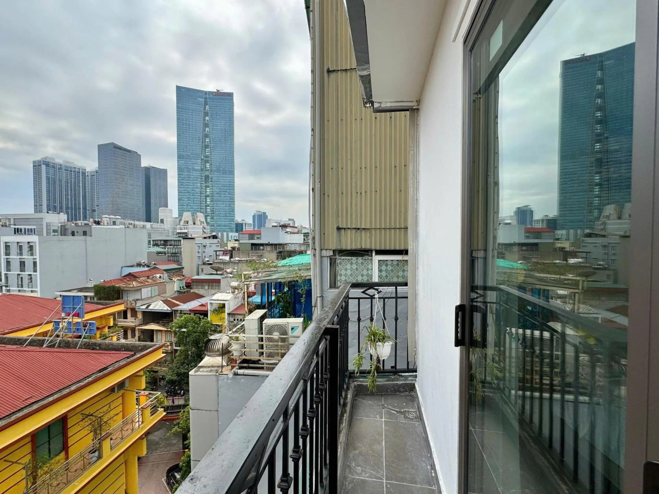 Day in 22housing Hotel 20 Linh Lang