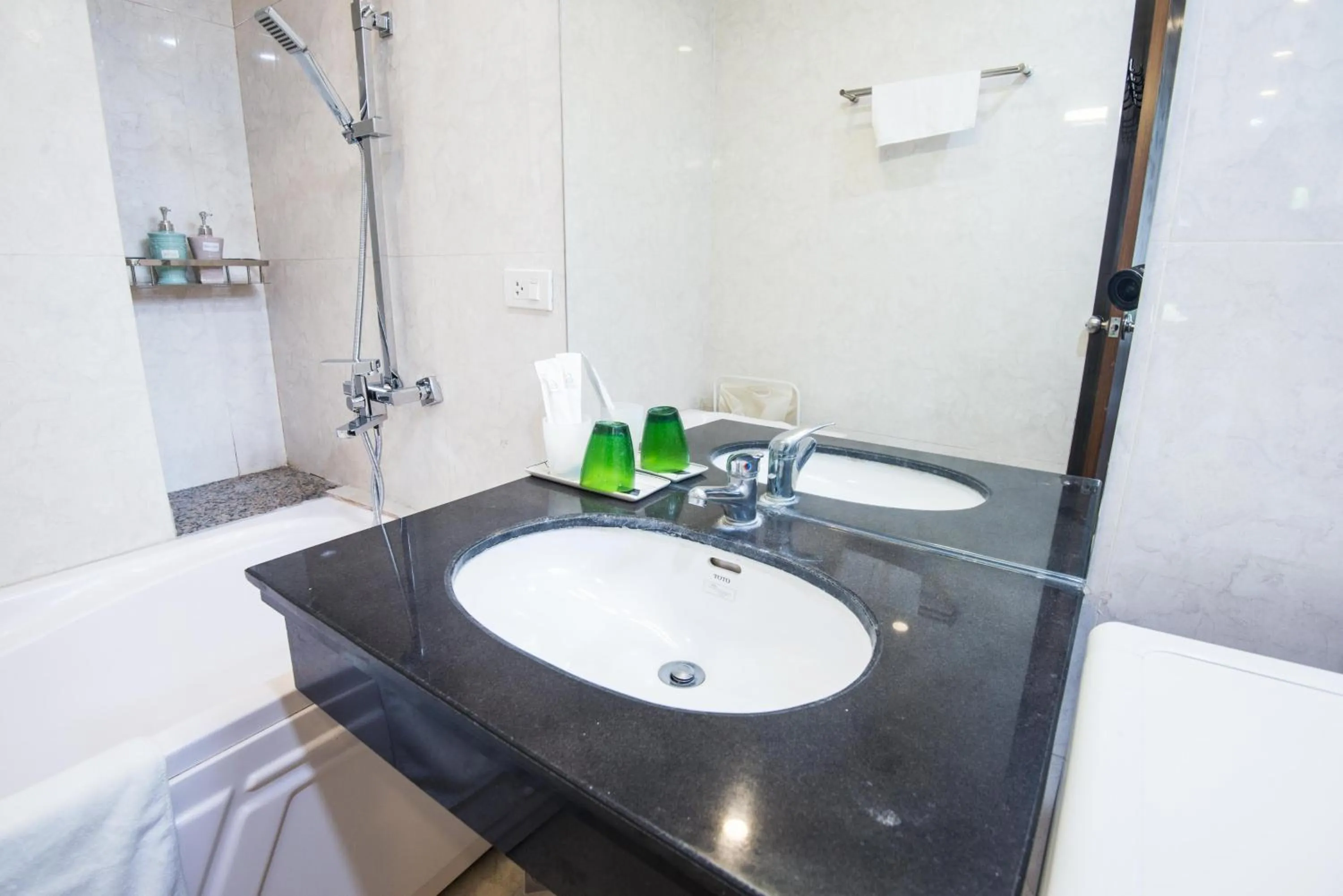 Bathroom in 22housing Hotel 20 Linh Lang