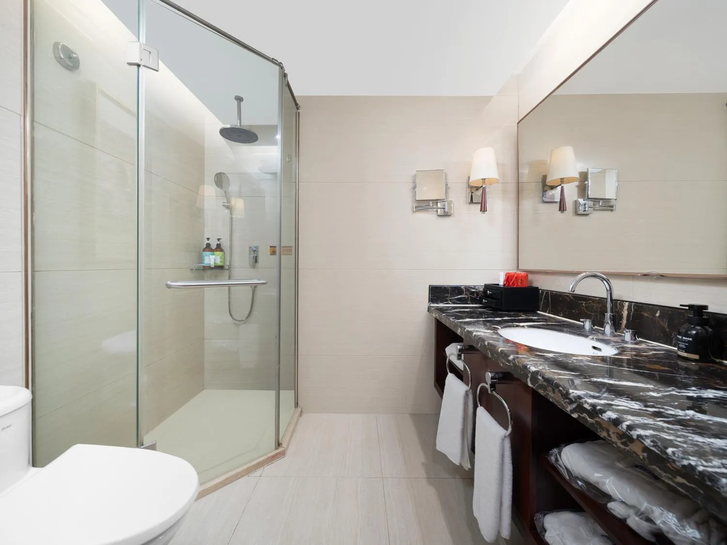 Bathroom in Days Hotel & Suites China Town