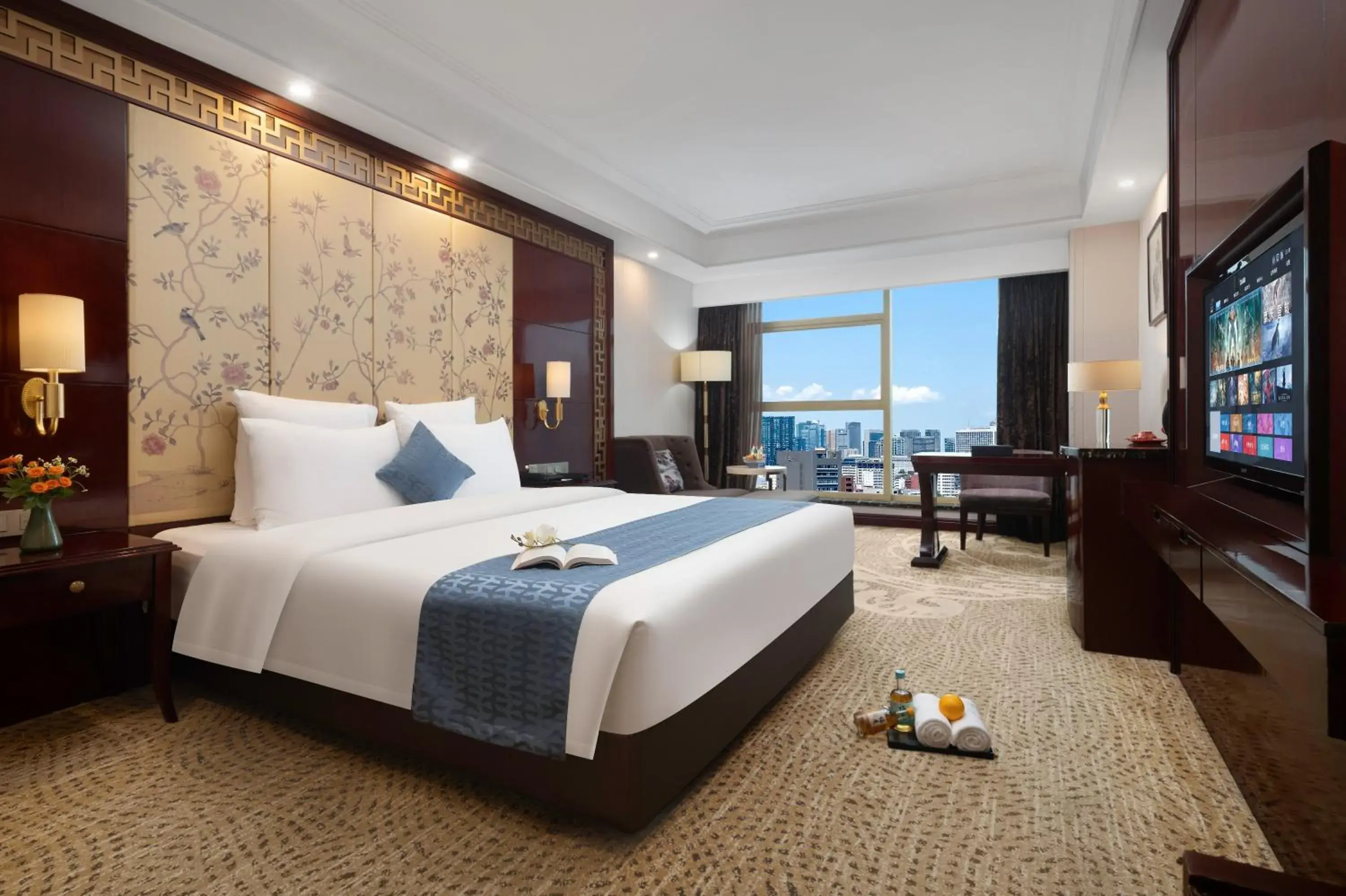 Deluxe Queen Room in Days Hotel & Suites China Town Deluxe Queen Room in Days Hotel & Suites China Town