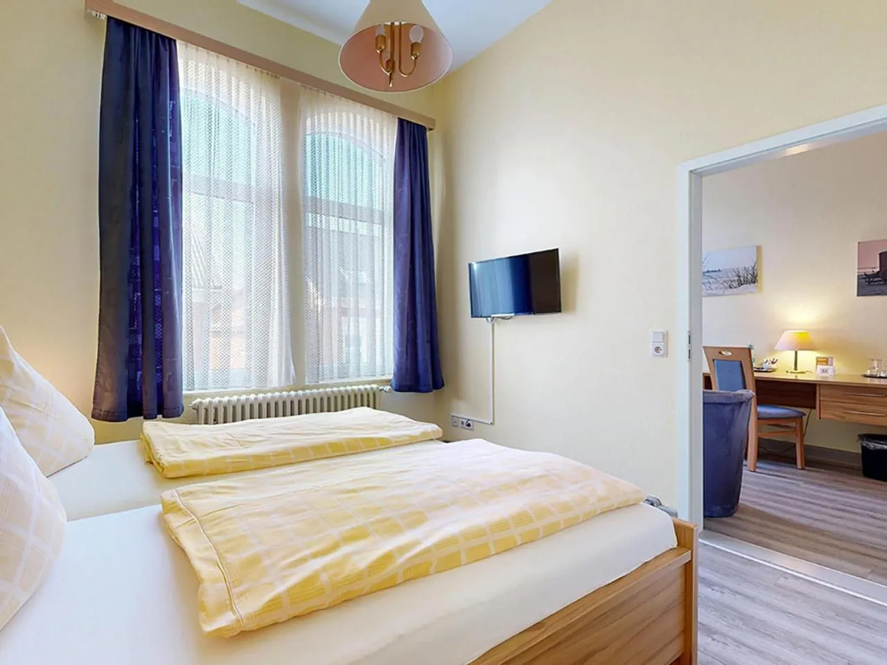 Bed in Hotel Graf Waldersee