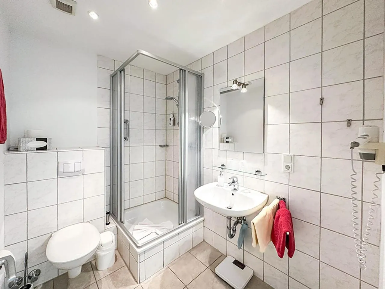 Shower in Hotel Graf Waldersee