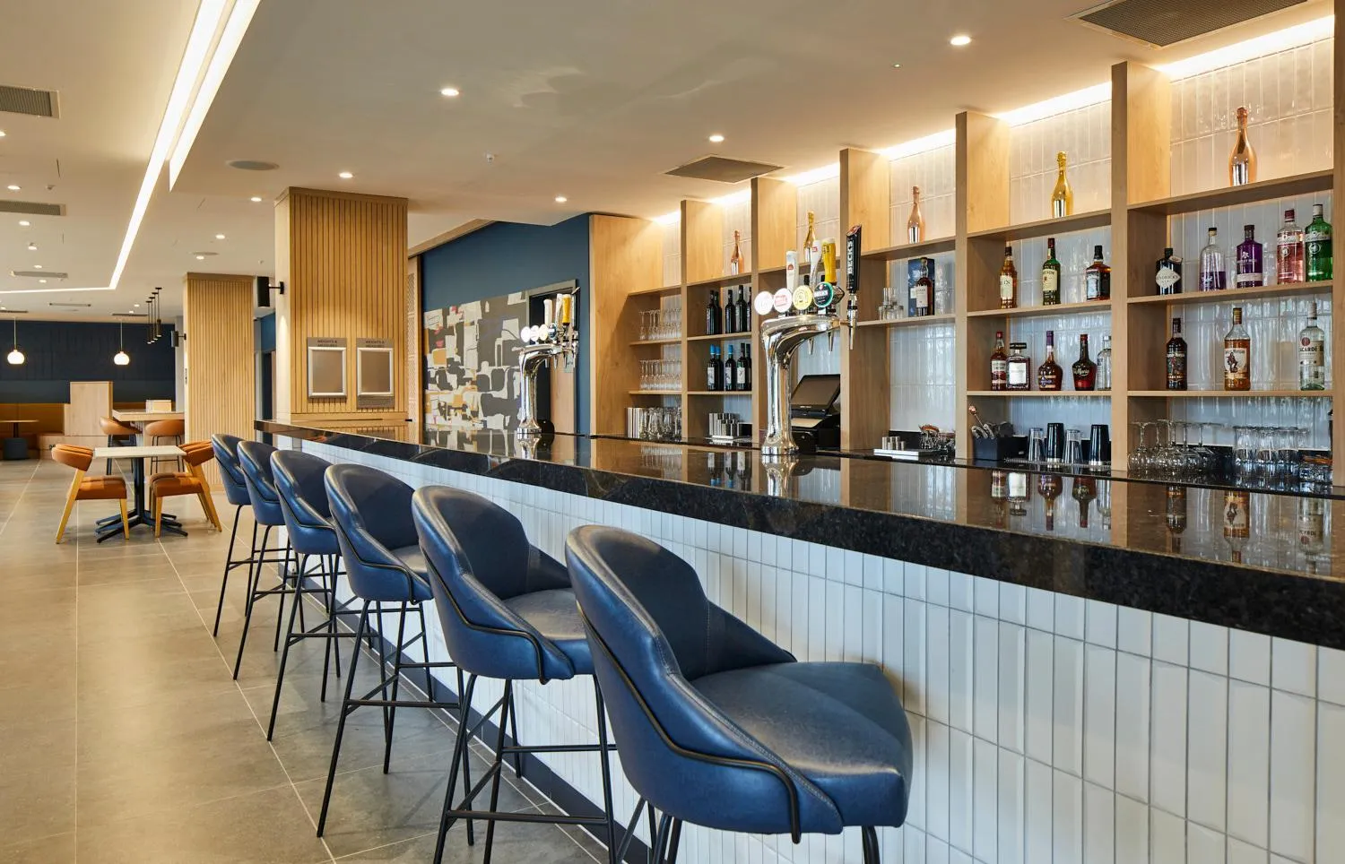 Lounge or bar in Courtyard by Marriott Stoke on Trent Staffordshire