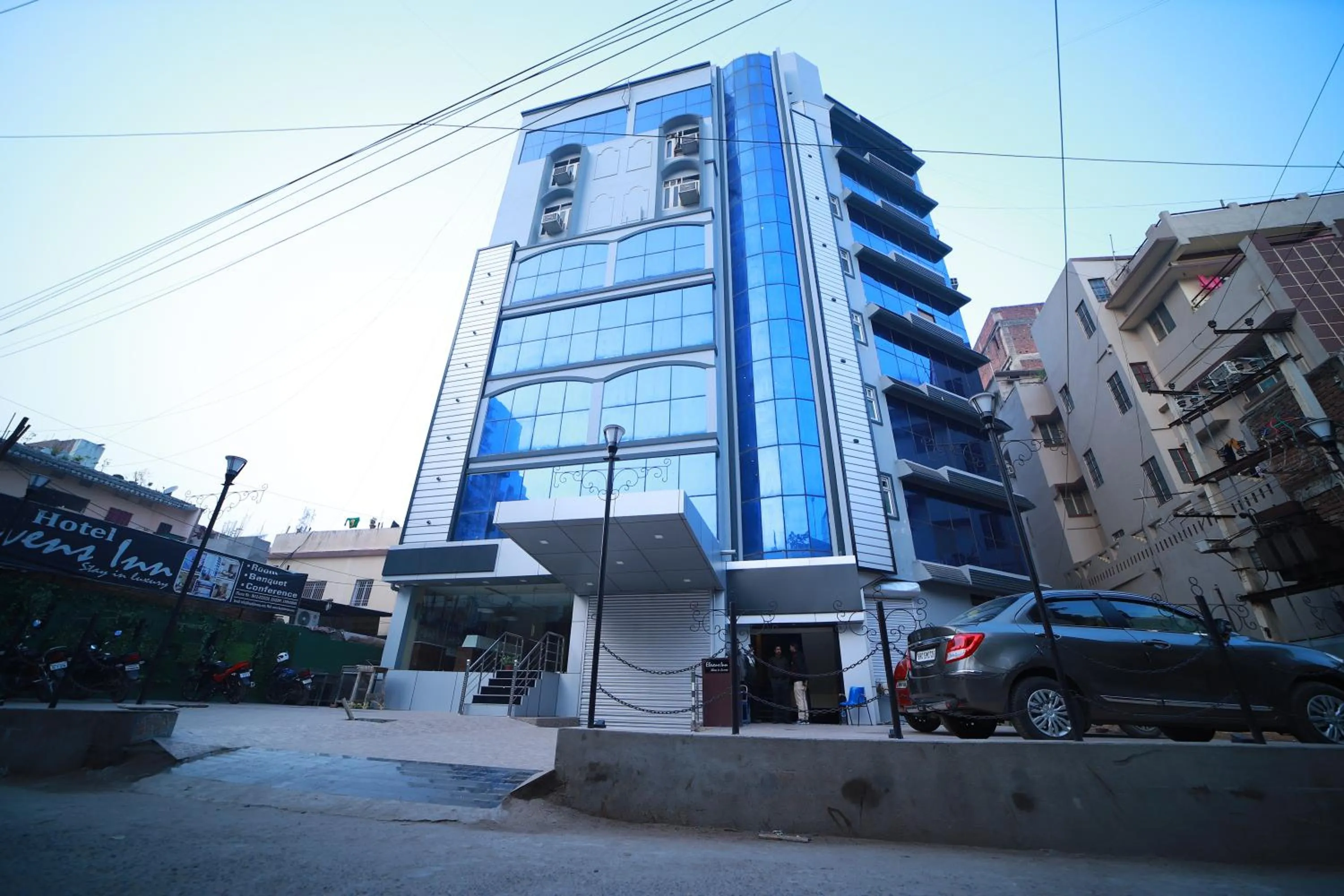 Property building in Hotel Capital House