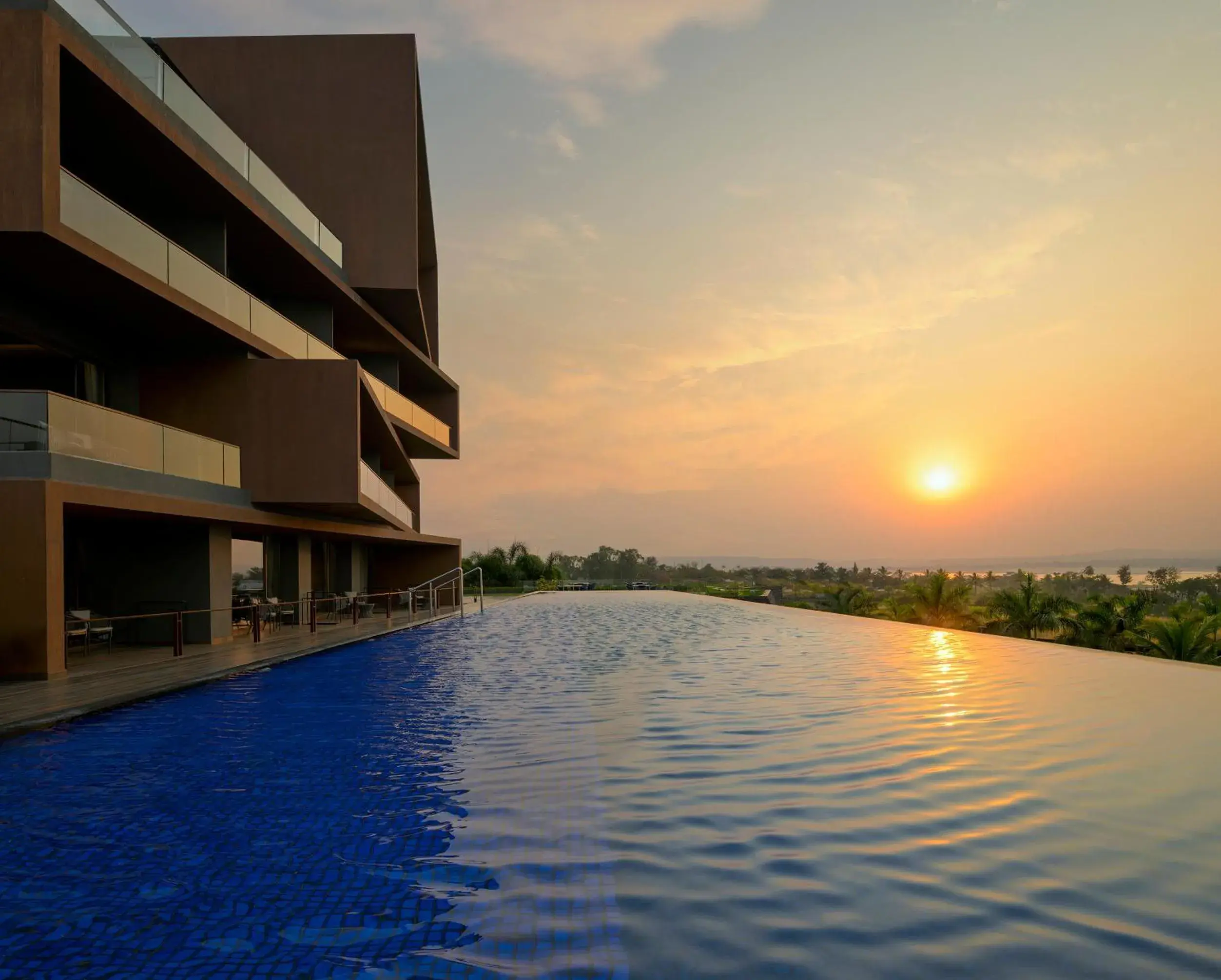 Swimming pool in Aria Resort & Spa Swimming pool in Aria Resort & Spa
