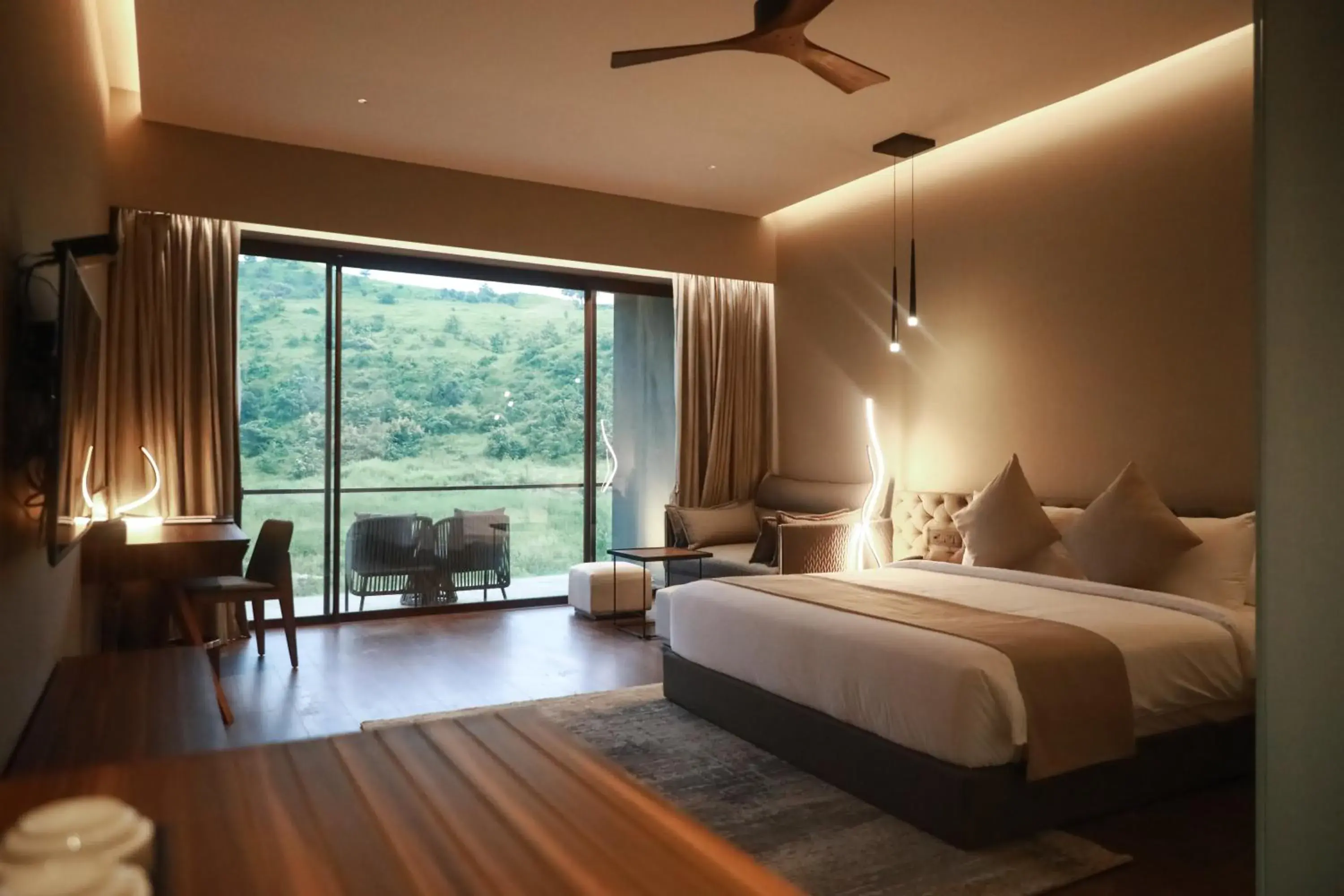 Bedroom, Bed in Aria Resort & Spa Bedroom, Bed in Aria Resort & Spa