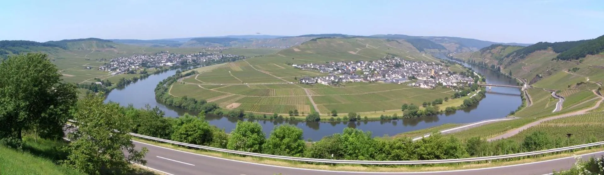 Mountain view in Galerie Riesling